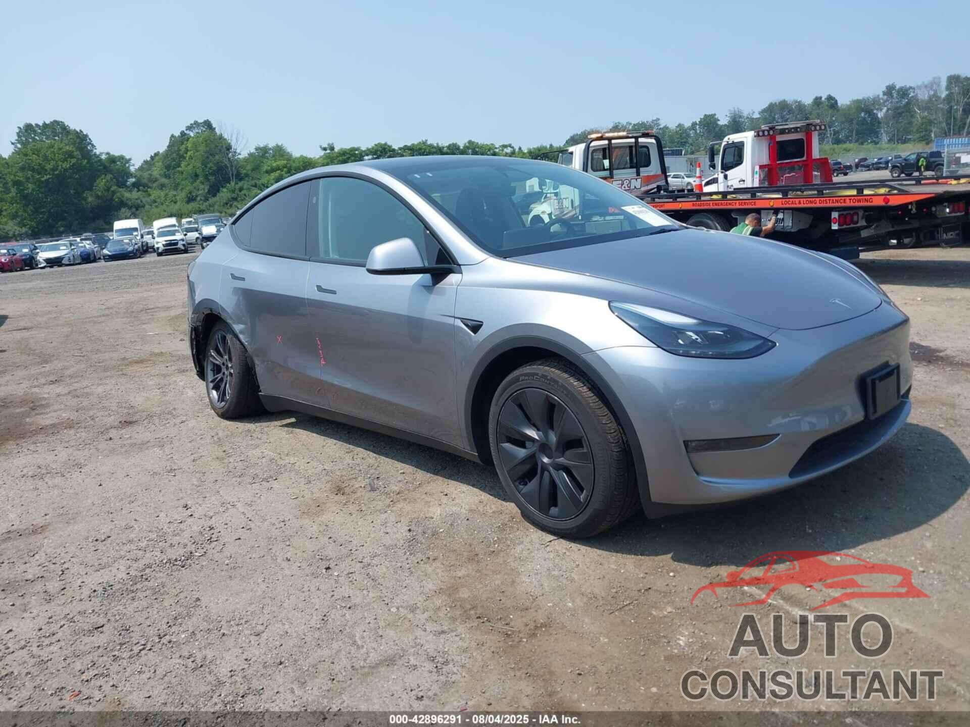 TESLA MODEL Y 2024 - 7SAYGDEE0RA318015