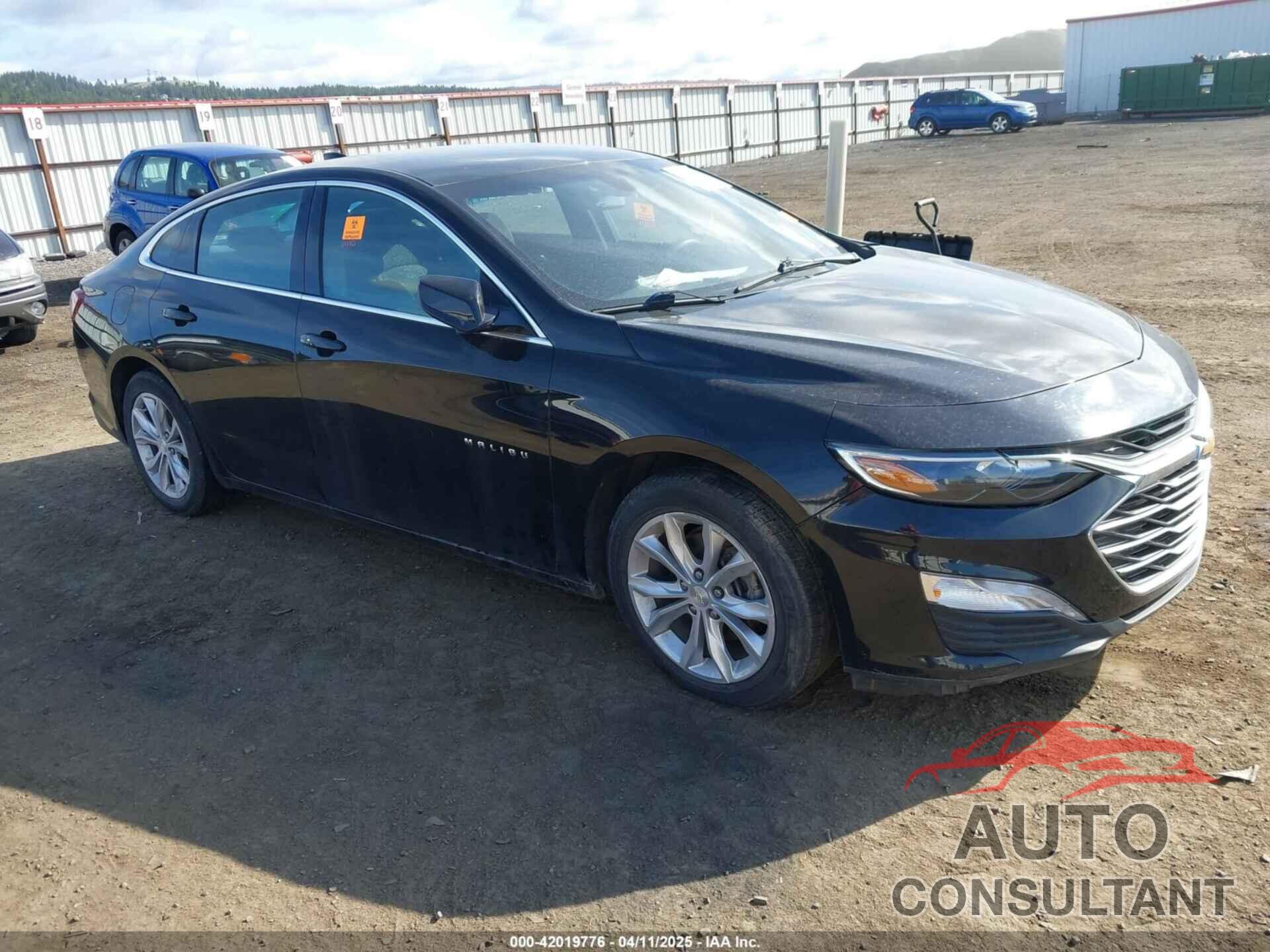 CHEVROLET MALIBU 2020 - 1G1ZD5ST5LF040701