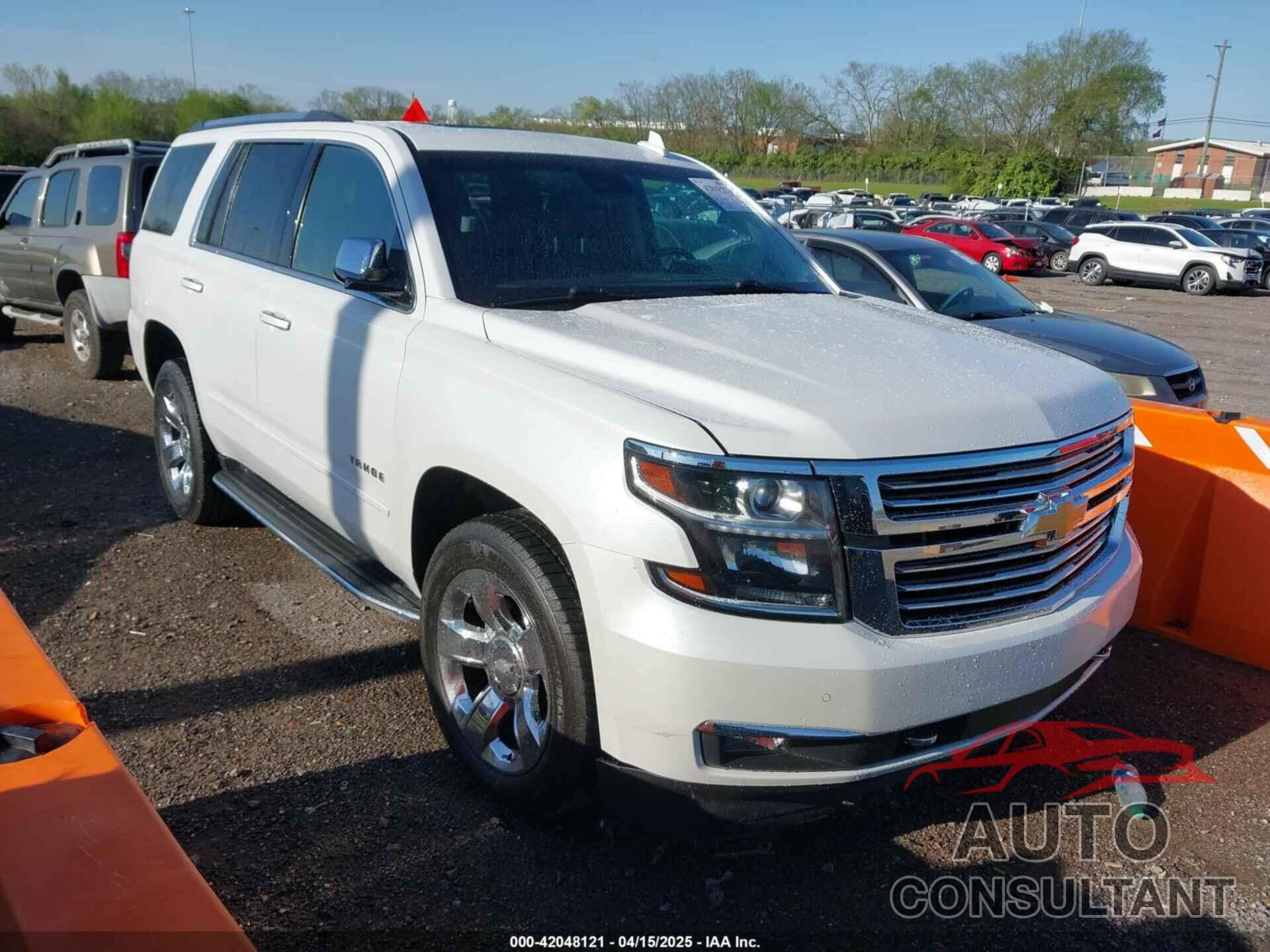 CHEVROLET TAHOE 2017 - 1GNSCCKC3HR200460