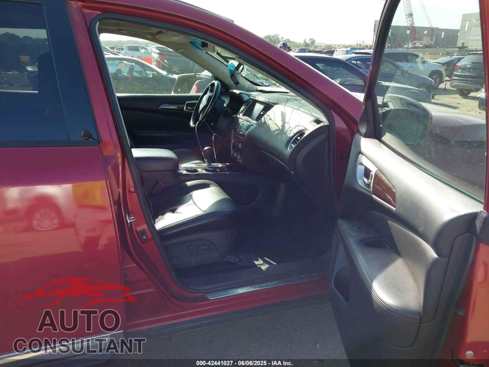 NISSAN PATHFINDER 2014 - 5N1AR2MN6EC611468