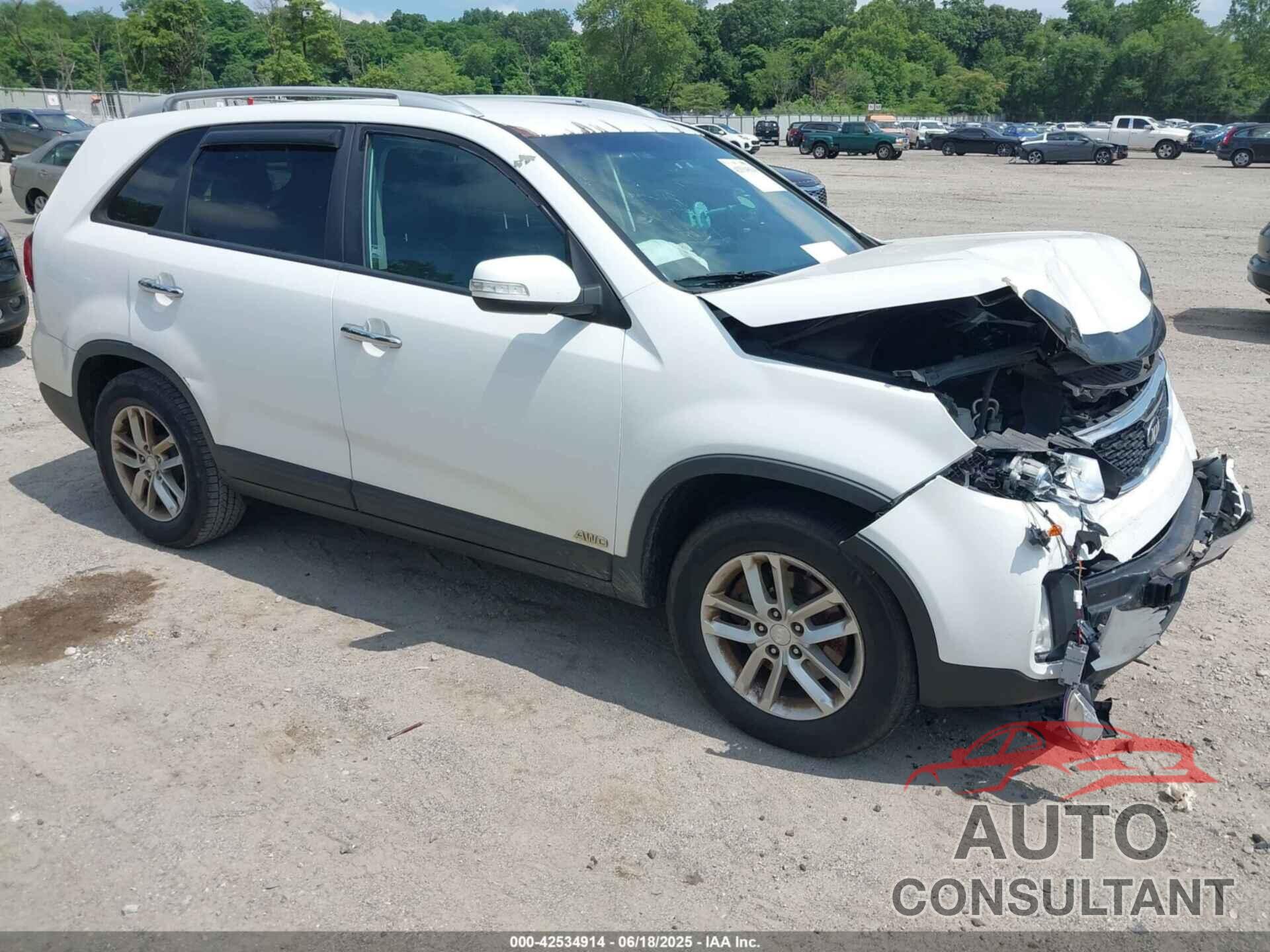KIA SORENTO 2015 - 5XYKTCA66FG646604