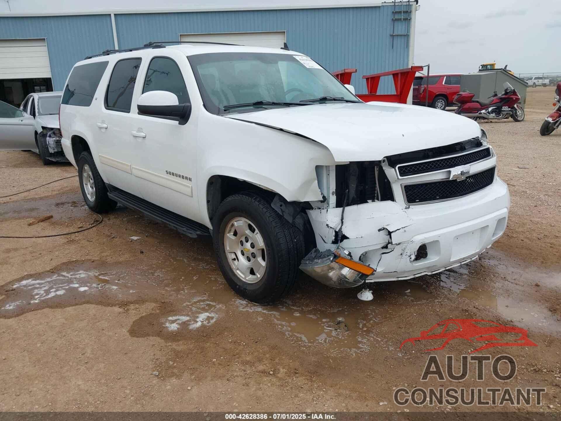 CHEVROLET SUBURBAN 1500 2012 - 1GNSKJE76CR104160