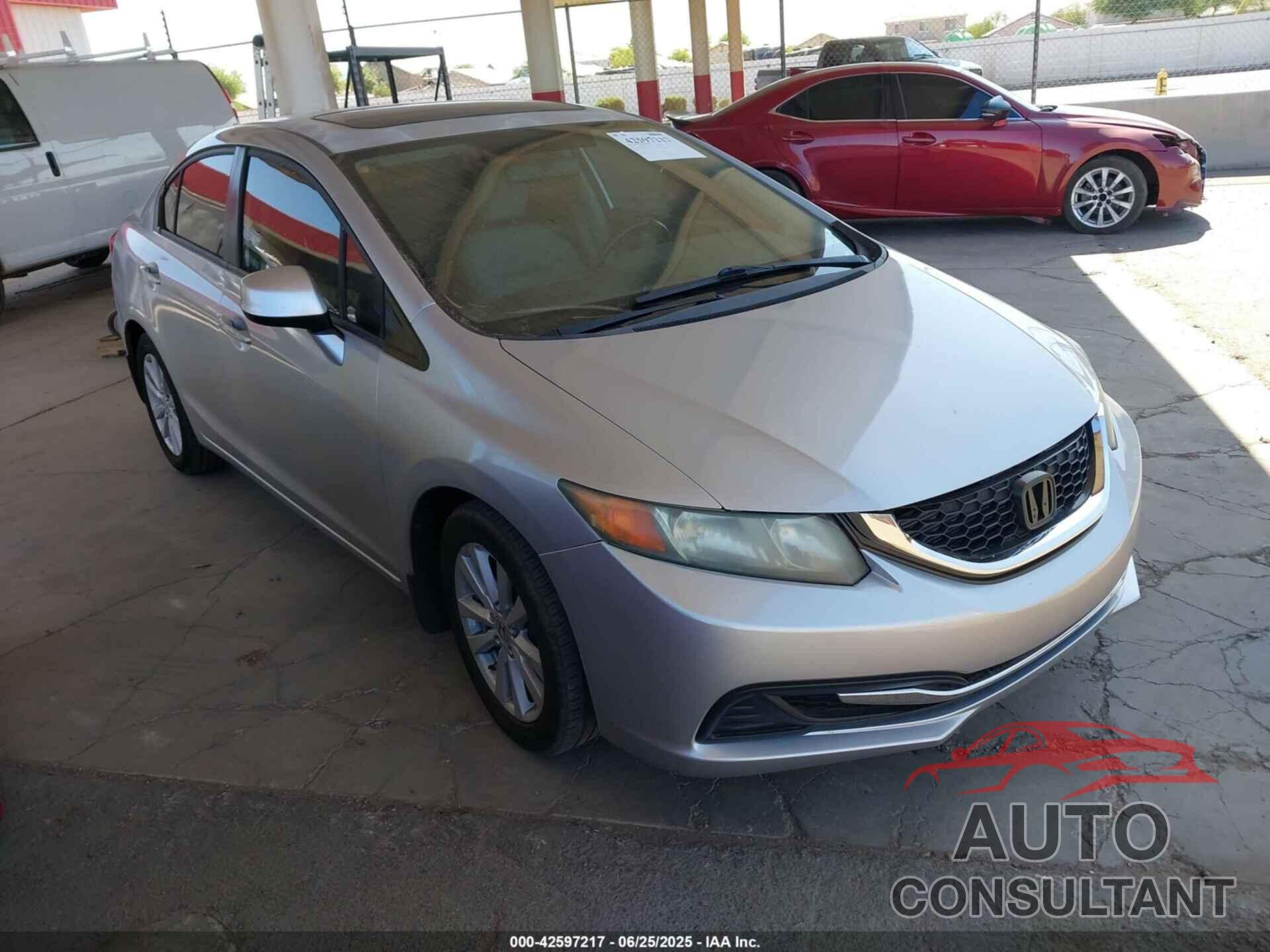 HONDA CIVIC 2012 - 2HGFB2F9XCH526174