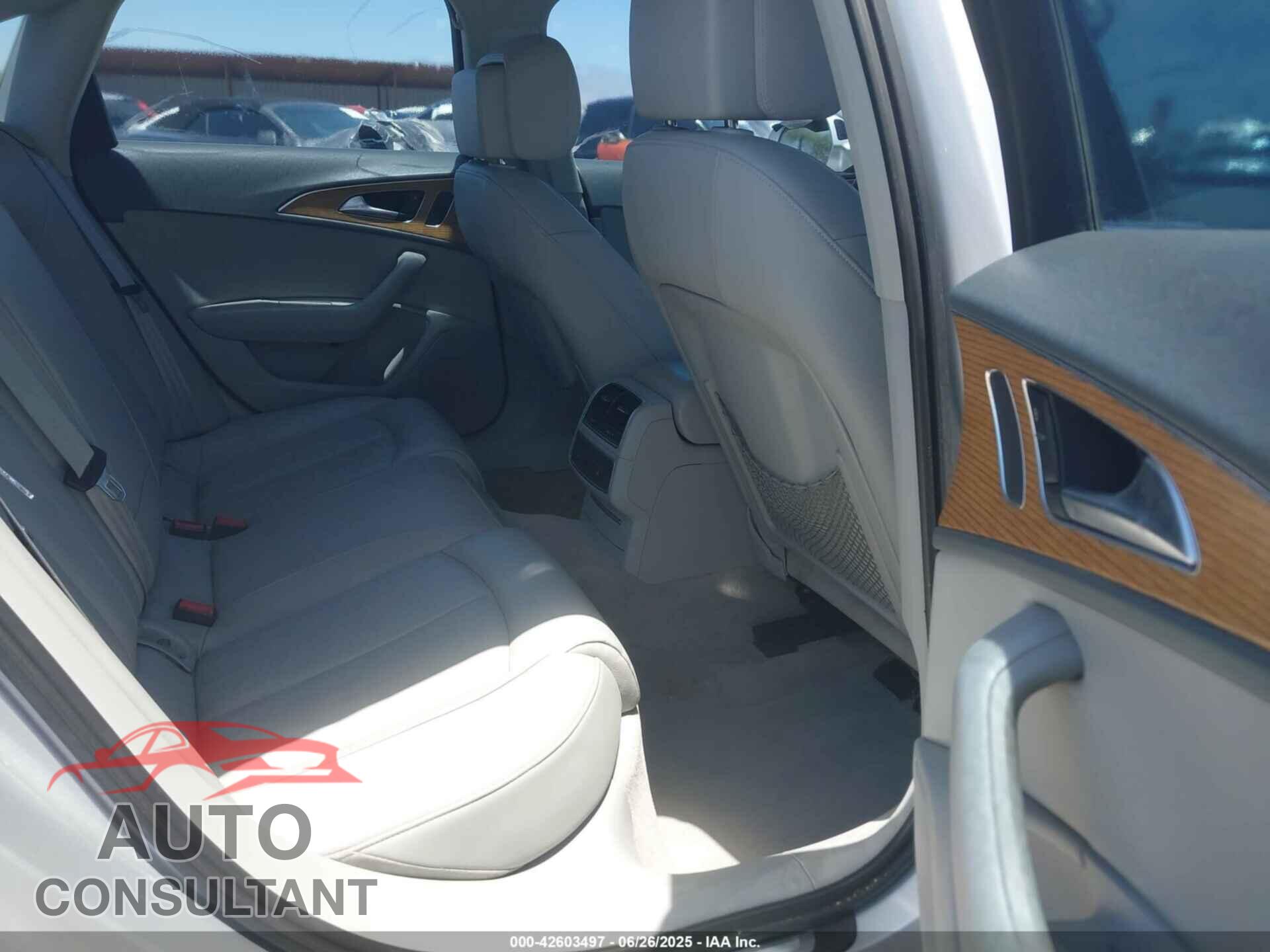 AUDI A6 2013 - WAUDFAFC0DN010430