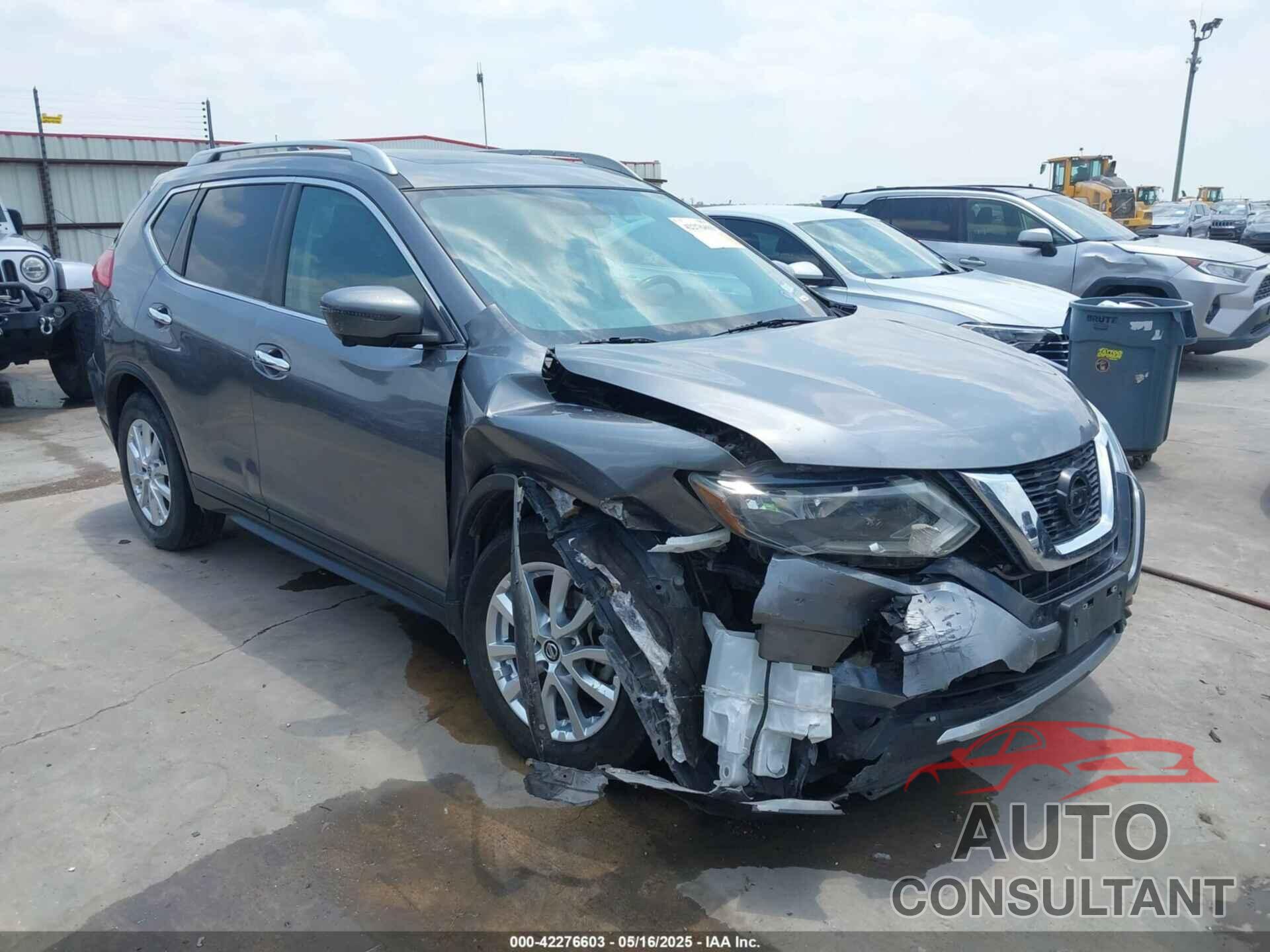 NISSAN ROGUE 2017 - 5N1AT2MT2HC747276