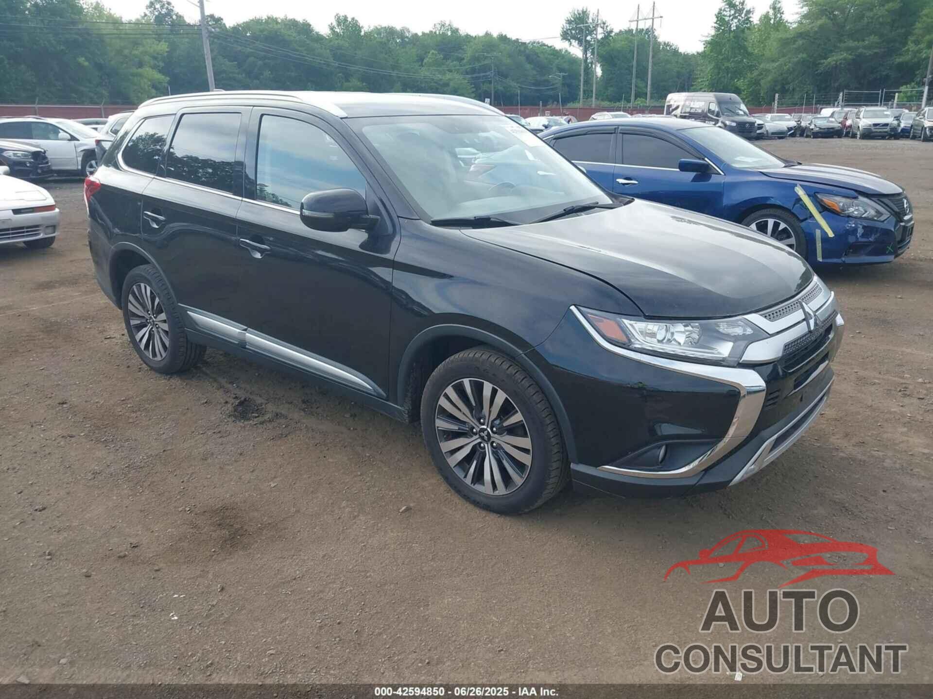 MITSUBISHI OUTLANDER 2019 - JA4AZ3A39KZ039635