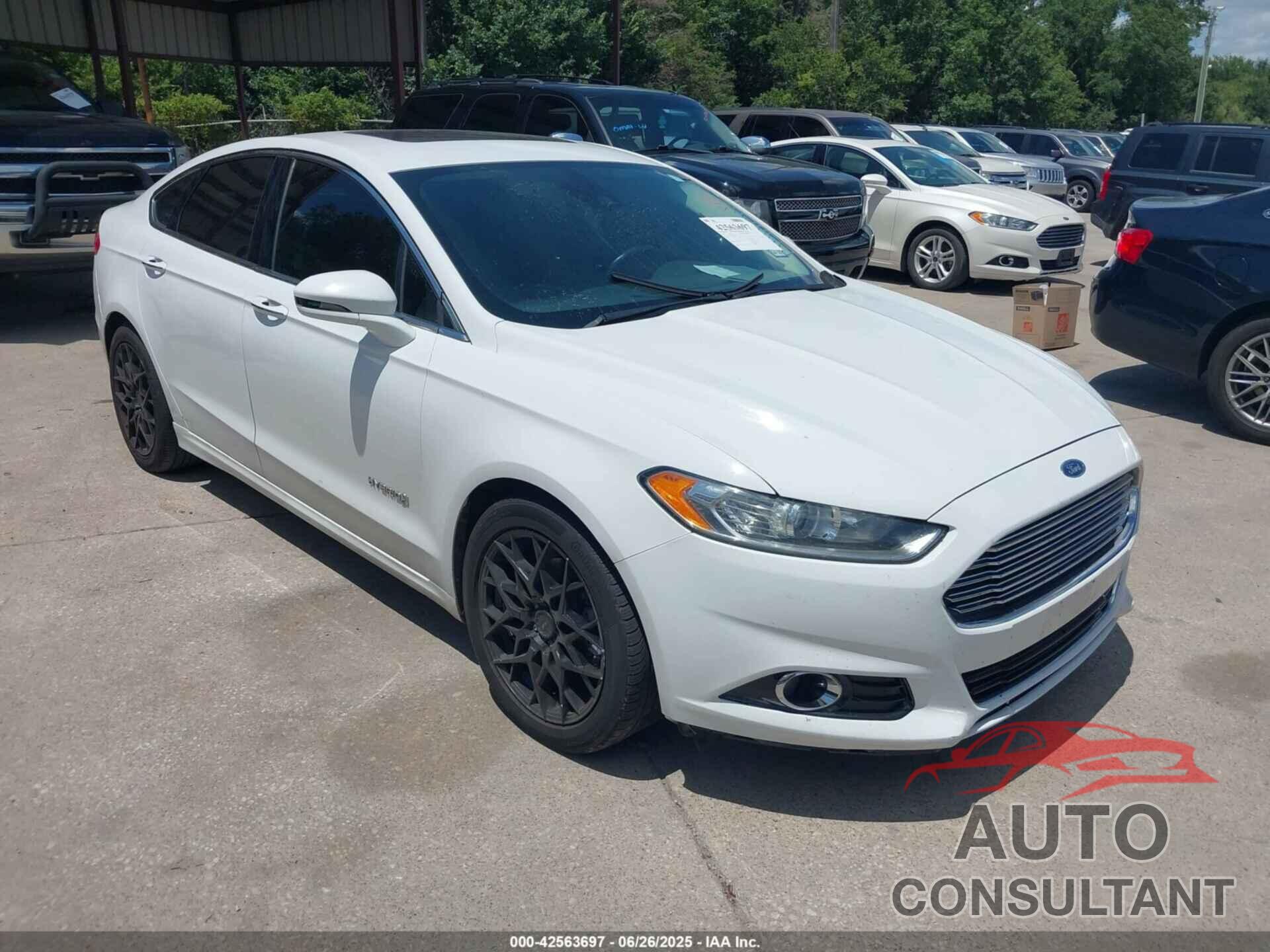FORD FUSION HYBRID 2013 - 3FA6P0RU3DR360693