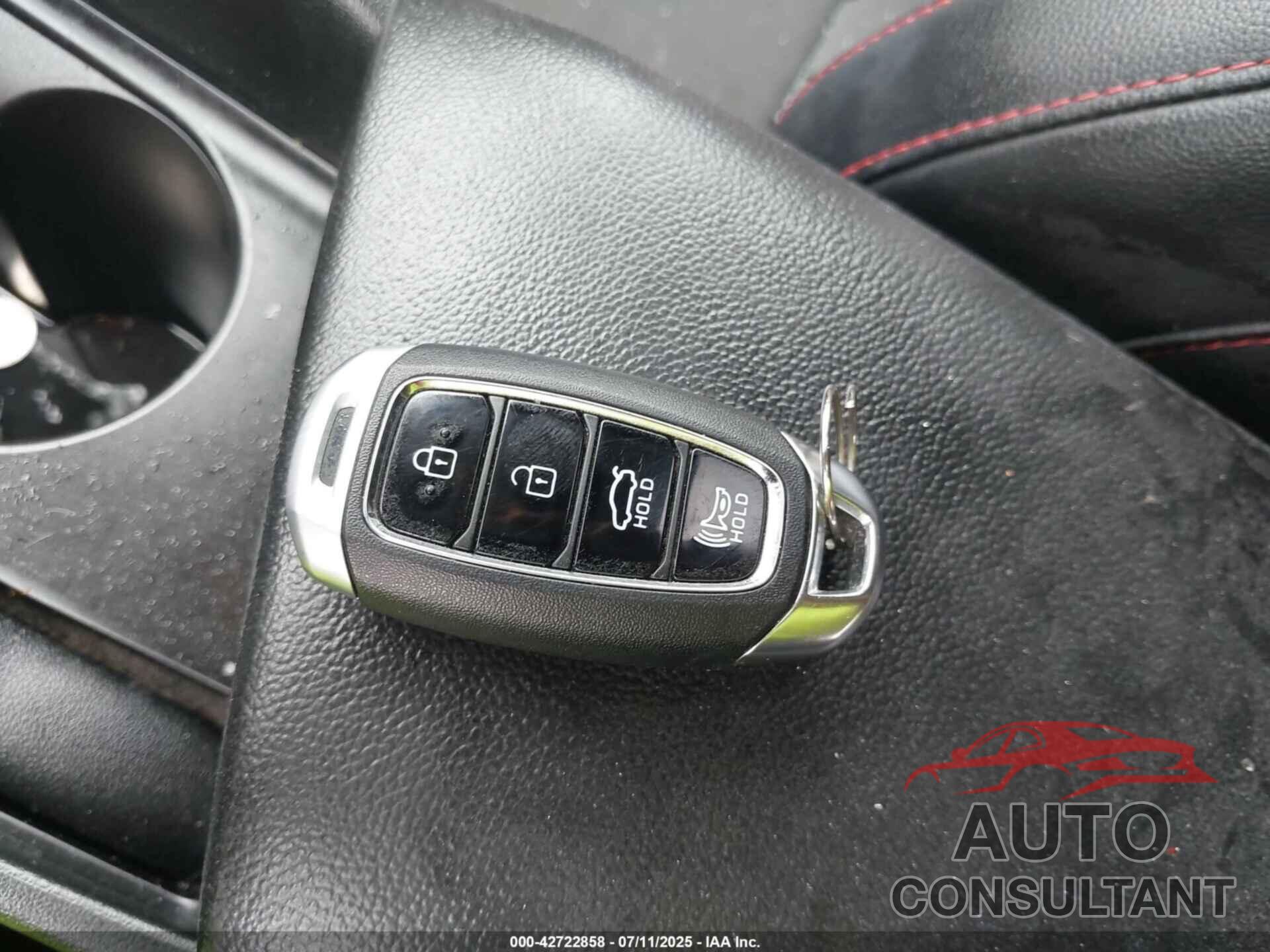 HYUNDAI ELANTRA 2021 - KMHLR4AF5MU175383