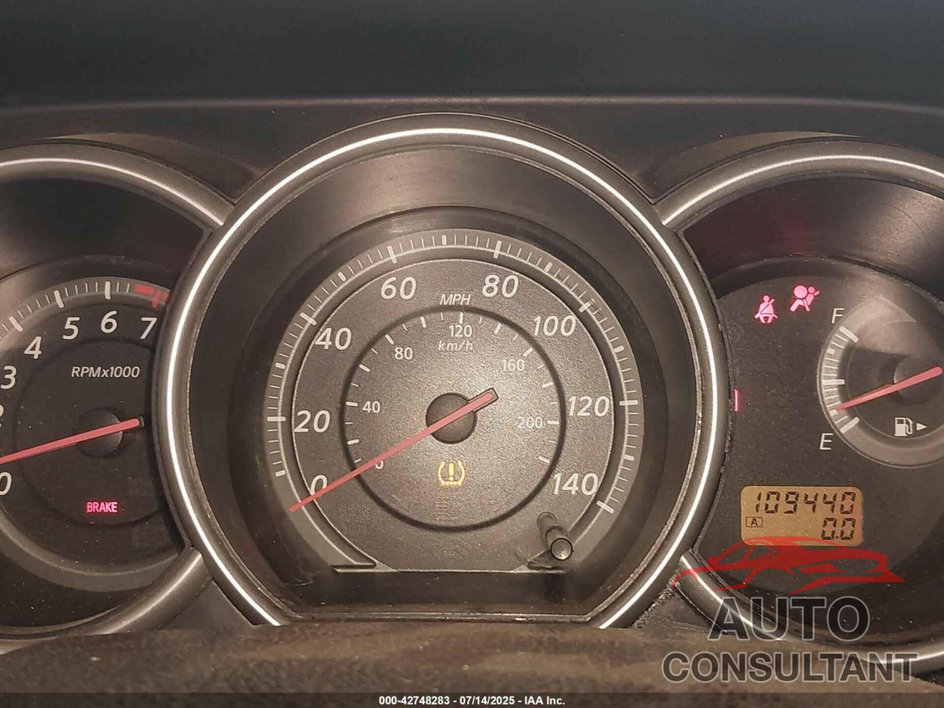 NISSAN VERSA 2011 - 3N1CC1AP9BL432889