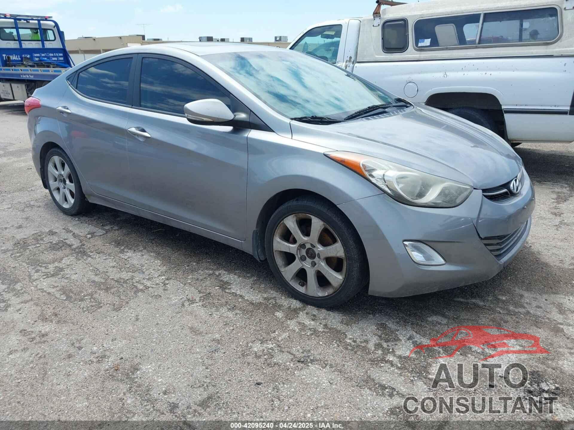 HYUNDAI ELANTRA 2012 - KMHDH4AE5CU369859