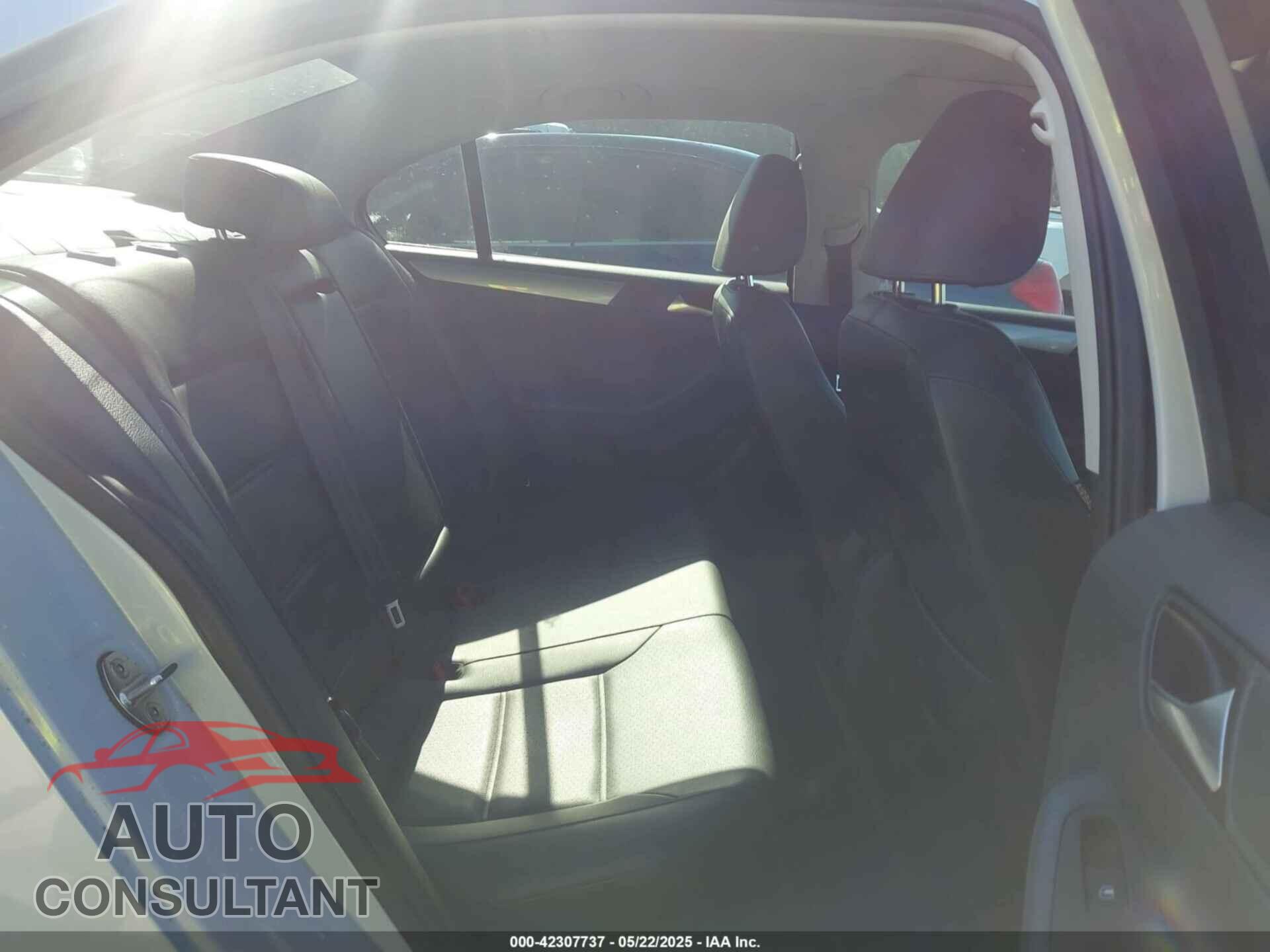 VOLKSWAGEN JETTA 2017 - 3VWDB7AJ1HM236660