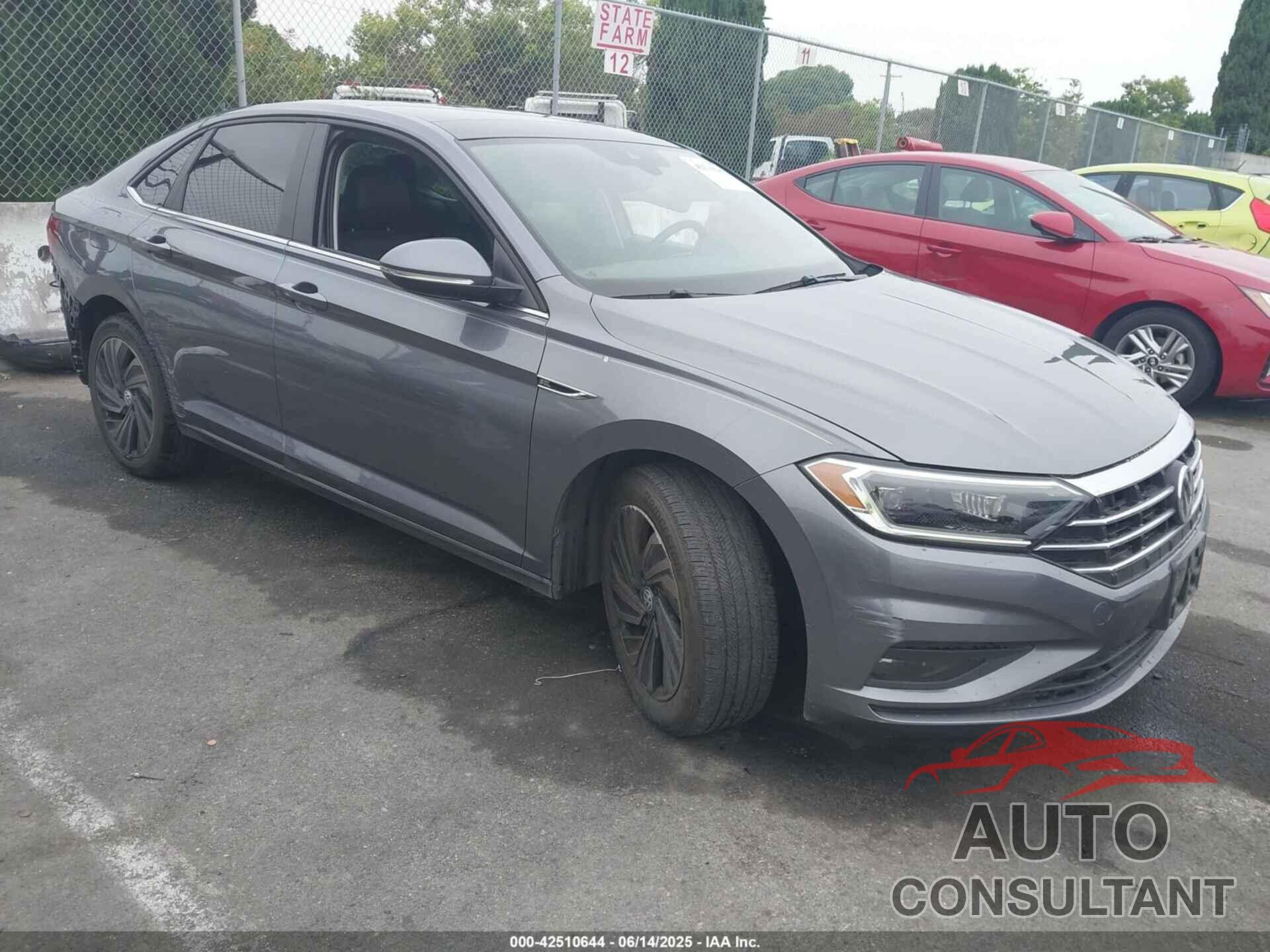VOLKSWAGEN JETTA 2019 - 3VWGB7BU2KM169175