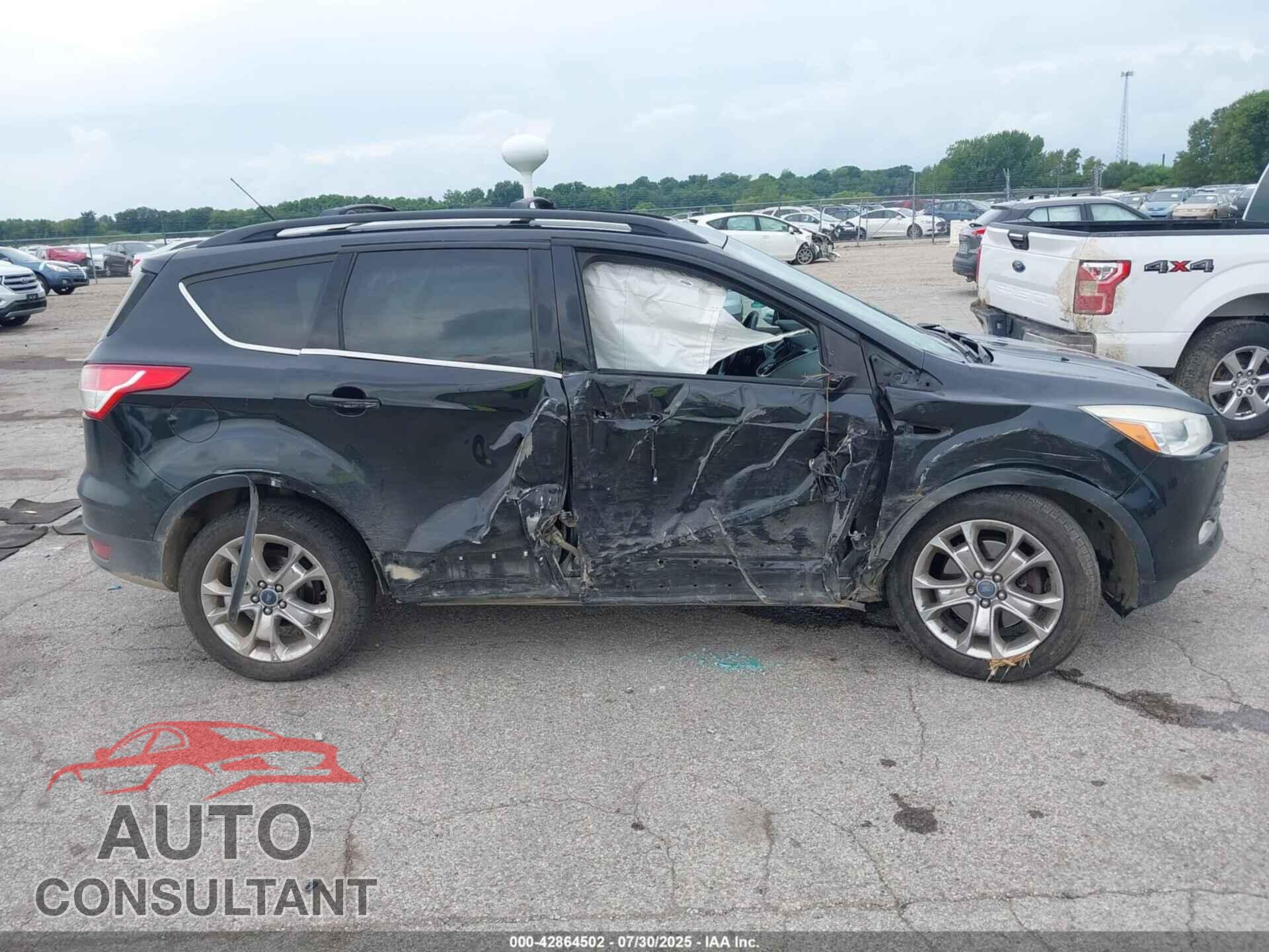 FORD ESCAPE 2013 - 1FMCU9HX5DUB79315