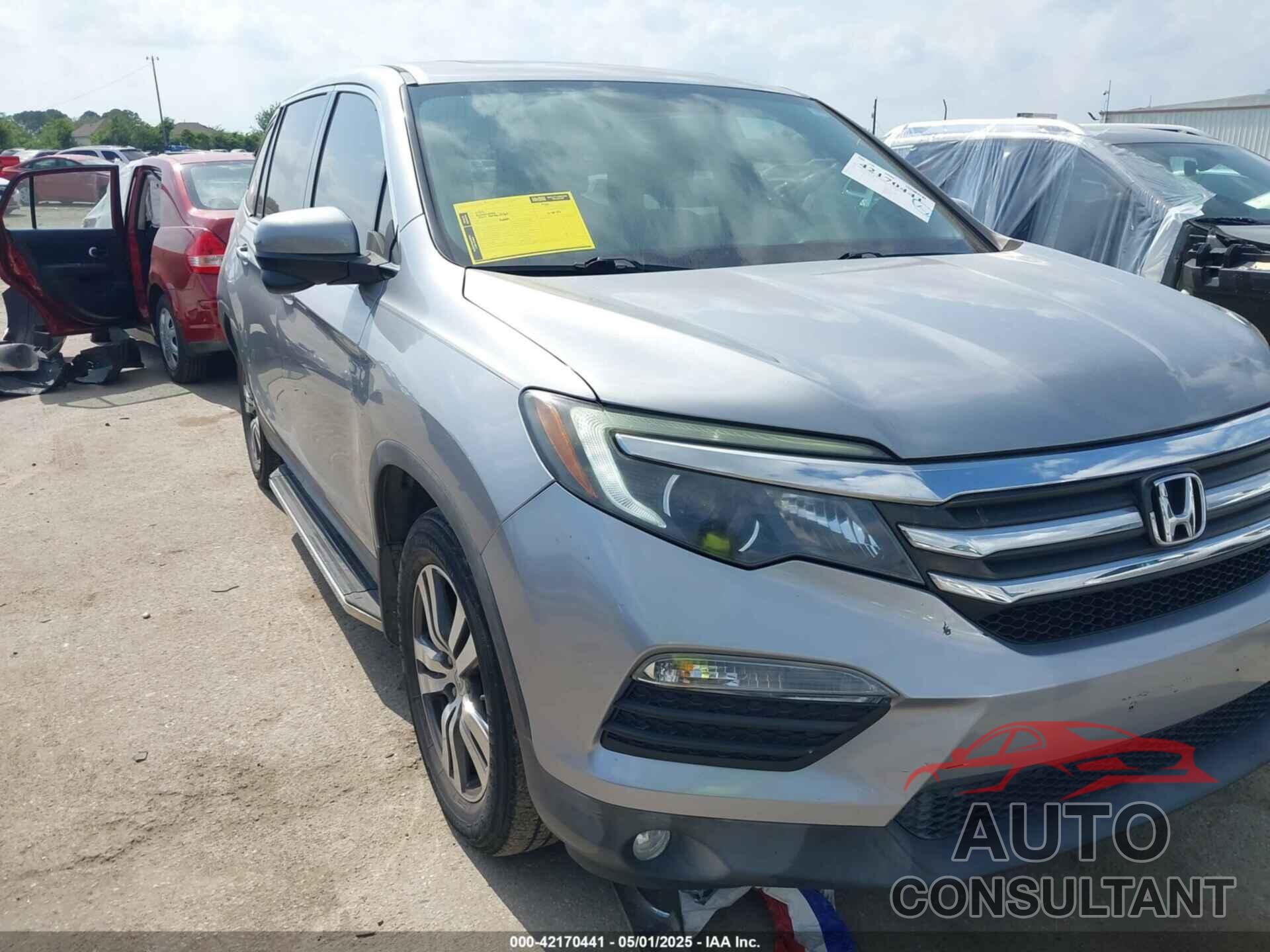 HONDA PILOT 2017 - 5FNYF6H51HB053985