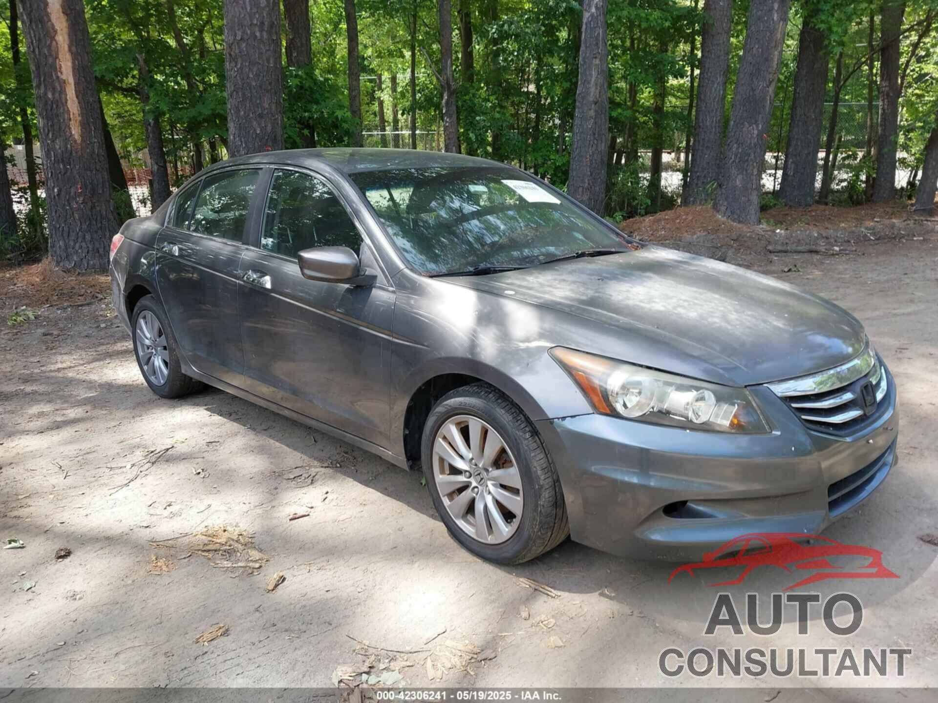 HONDA ACCORD 2011 - 1HGCP3F81BA018626