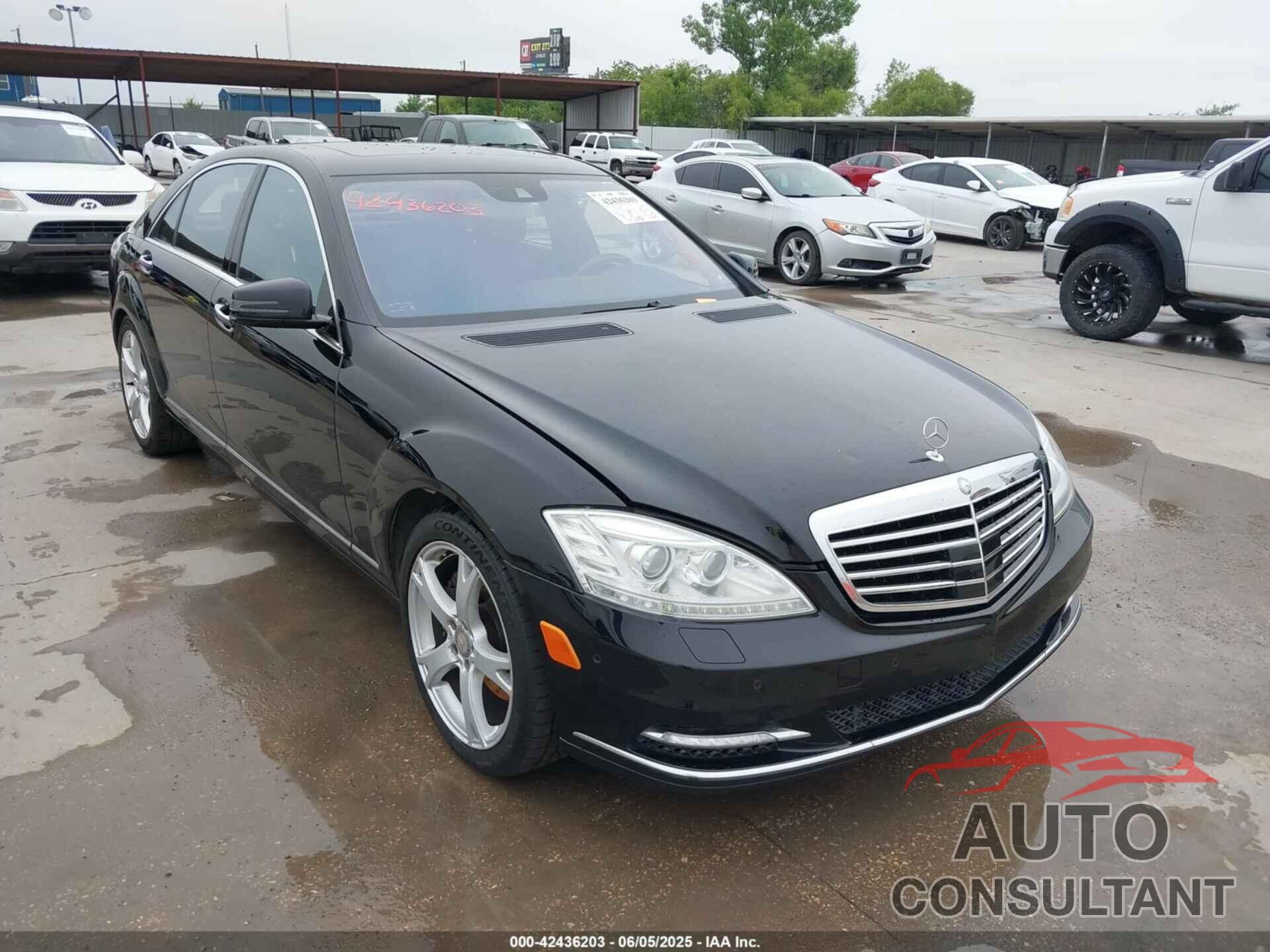 MERCEDES-BENZ S 550 2013 - WDDNG7DBXDA526079