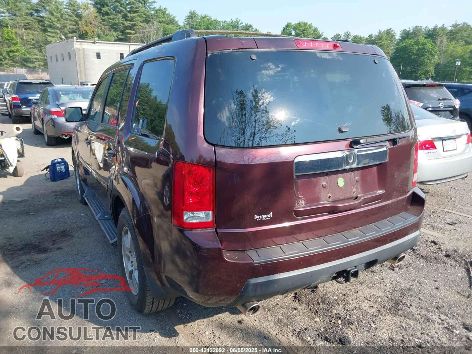 HONDA PILOT 2009 - 5FNYF48589B021654