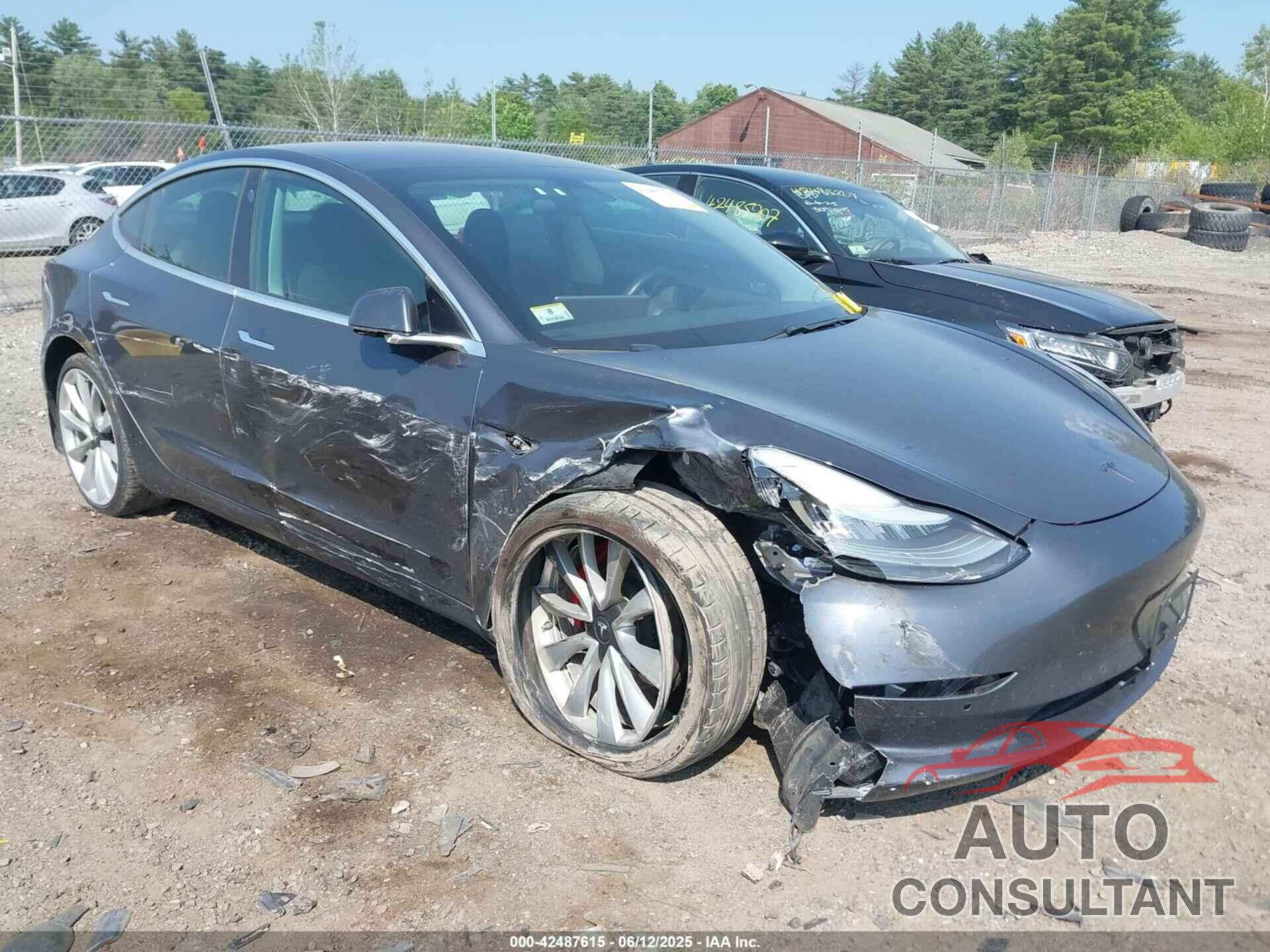 TESLA MODEL 3 2019 - 5YJ3E1EB6KF231195