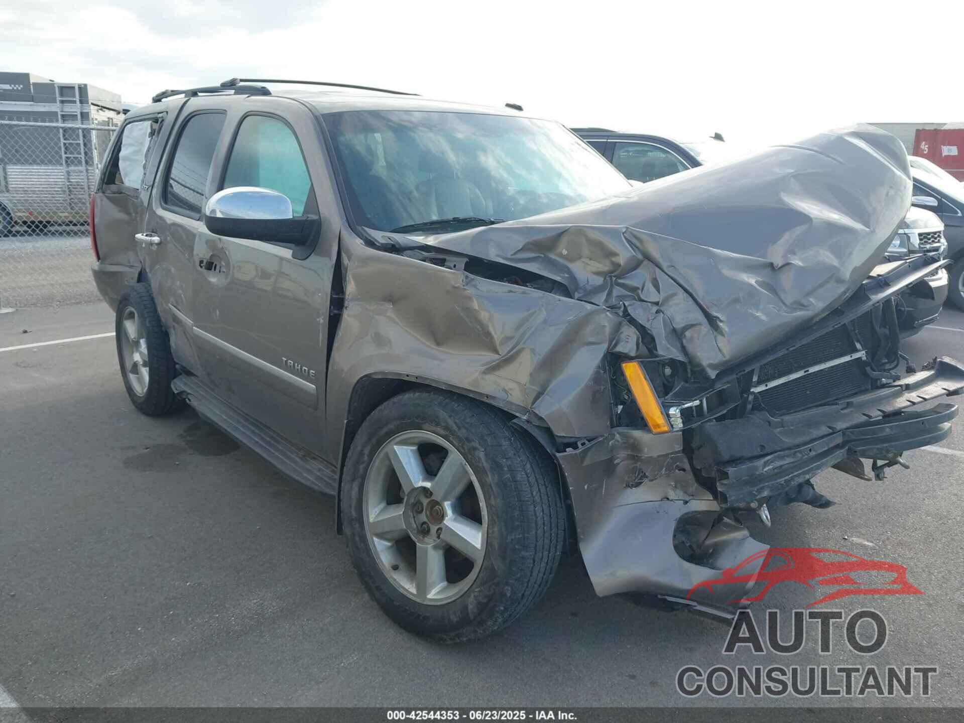 CHEVROLET TAHOE 2012 - 1GNSKCE05CR148701