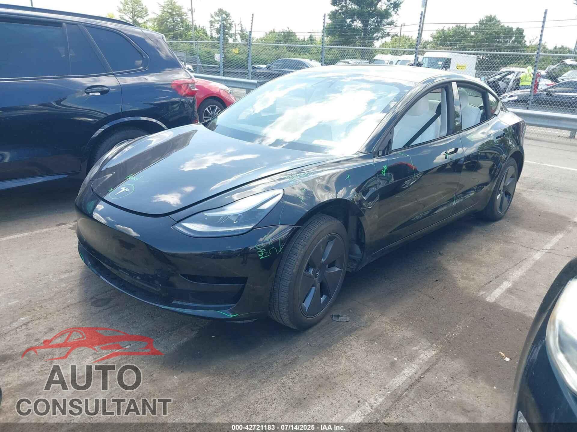 TESLA MODEL 3 2023 - 5YJ3E1EA1PF640817