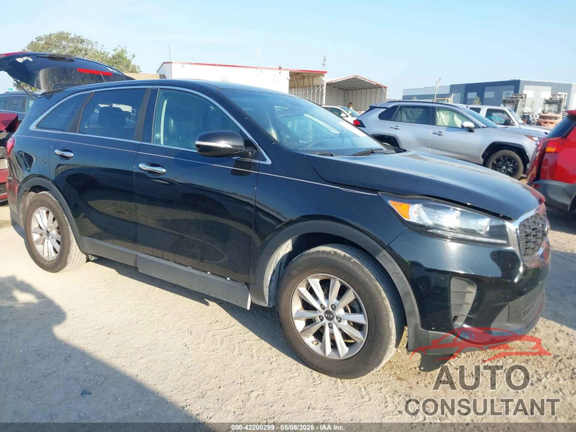 KIA SORENTO 2019 - 5XYPG4A36KG550066