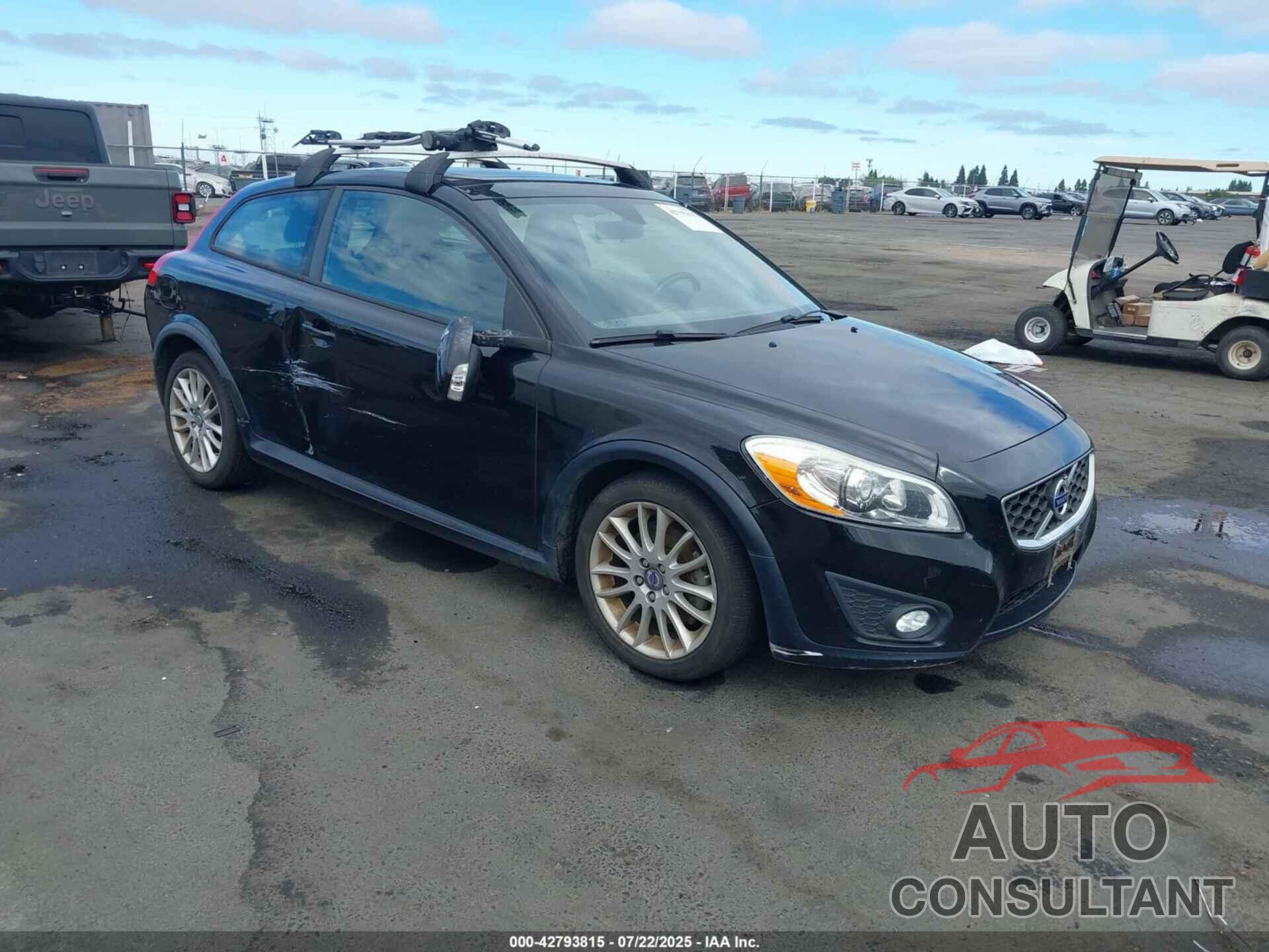 VOLVO C30 2012 - YV1672MK4C2267979