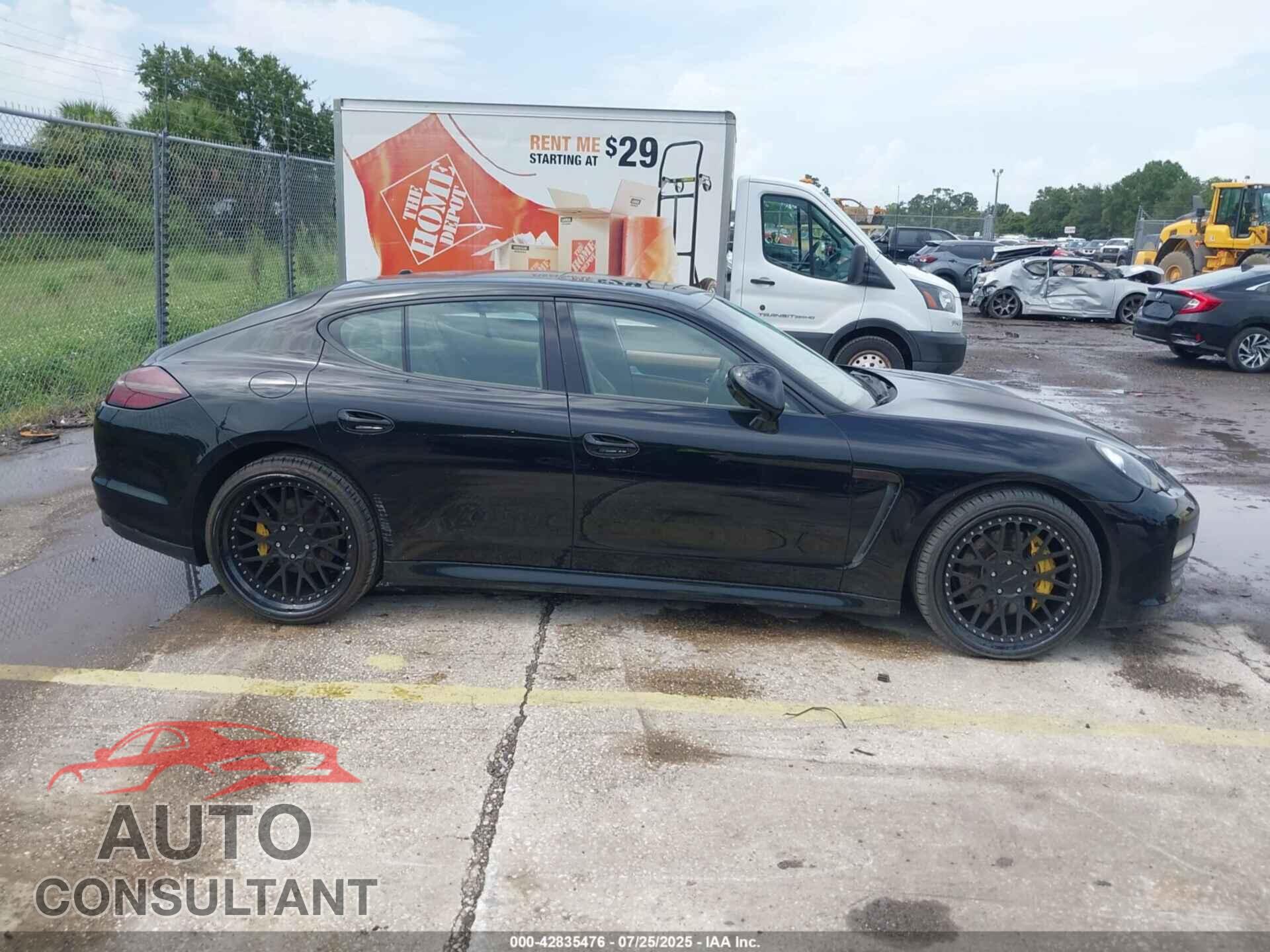 PORSCHE PANAMERA 2011 - WP0AA2A70BL010697