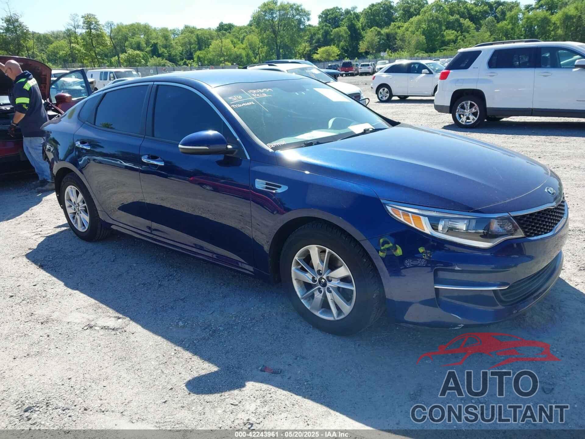 KIA OPTIMA 2017 - 5XXGT4L31HG176780