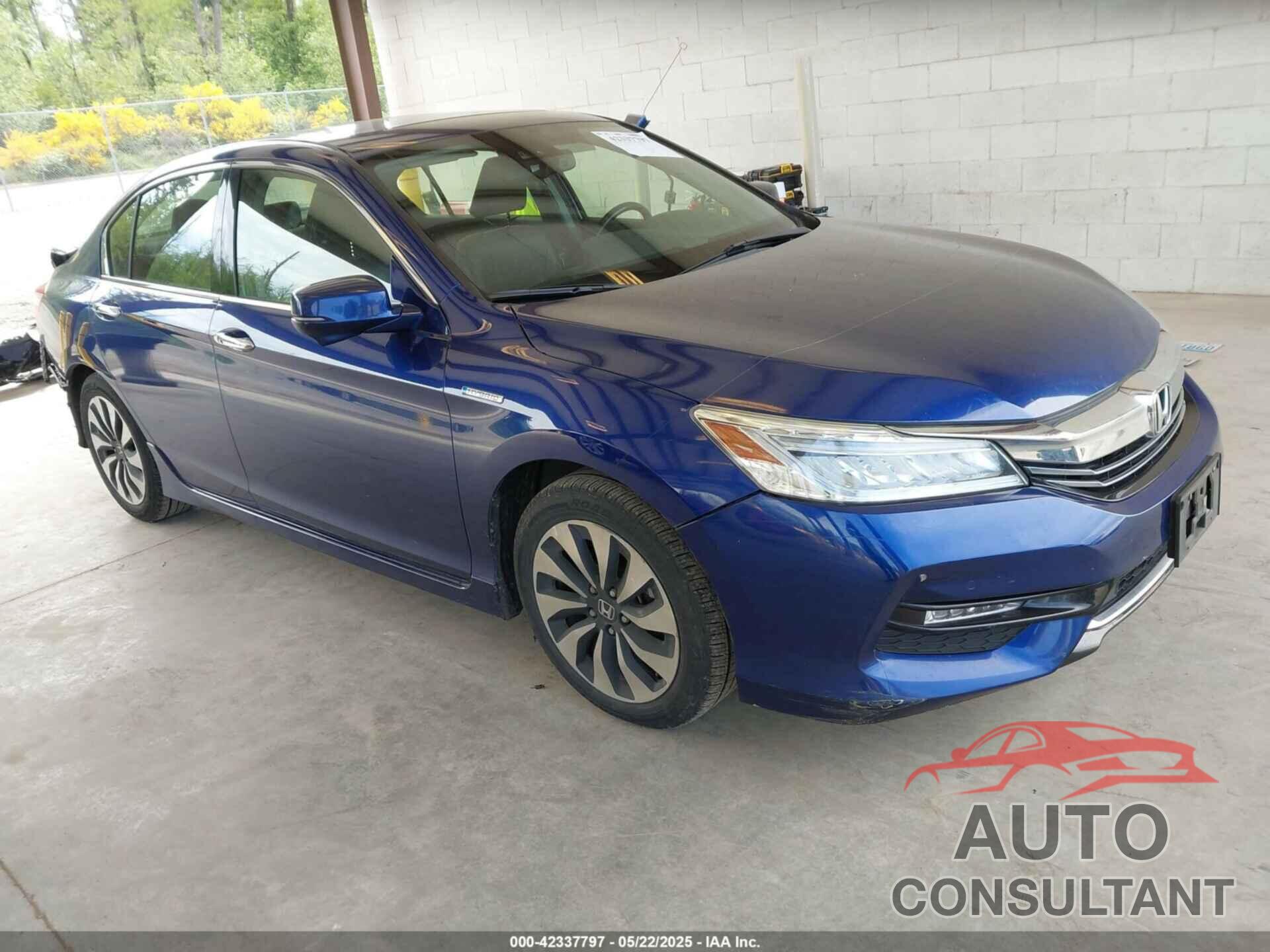 HONDA ACCORD HYBRID 2017 - JHMCR6F76HC022961