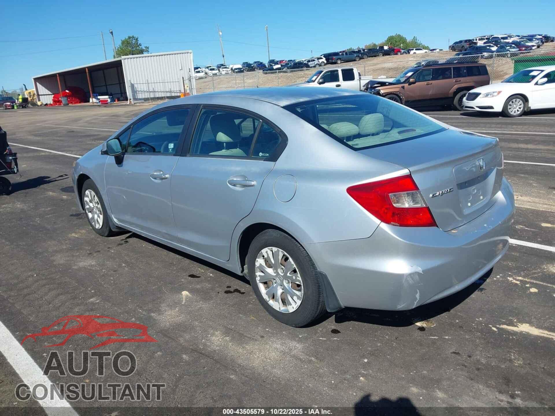 HONDA CIVIC 2012 - 2HGFB2F55CH608455