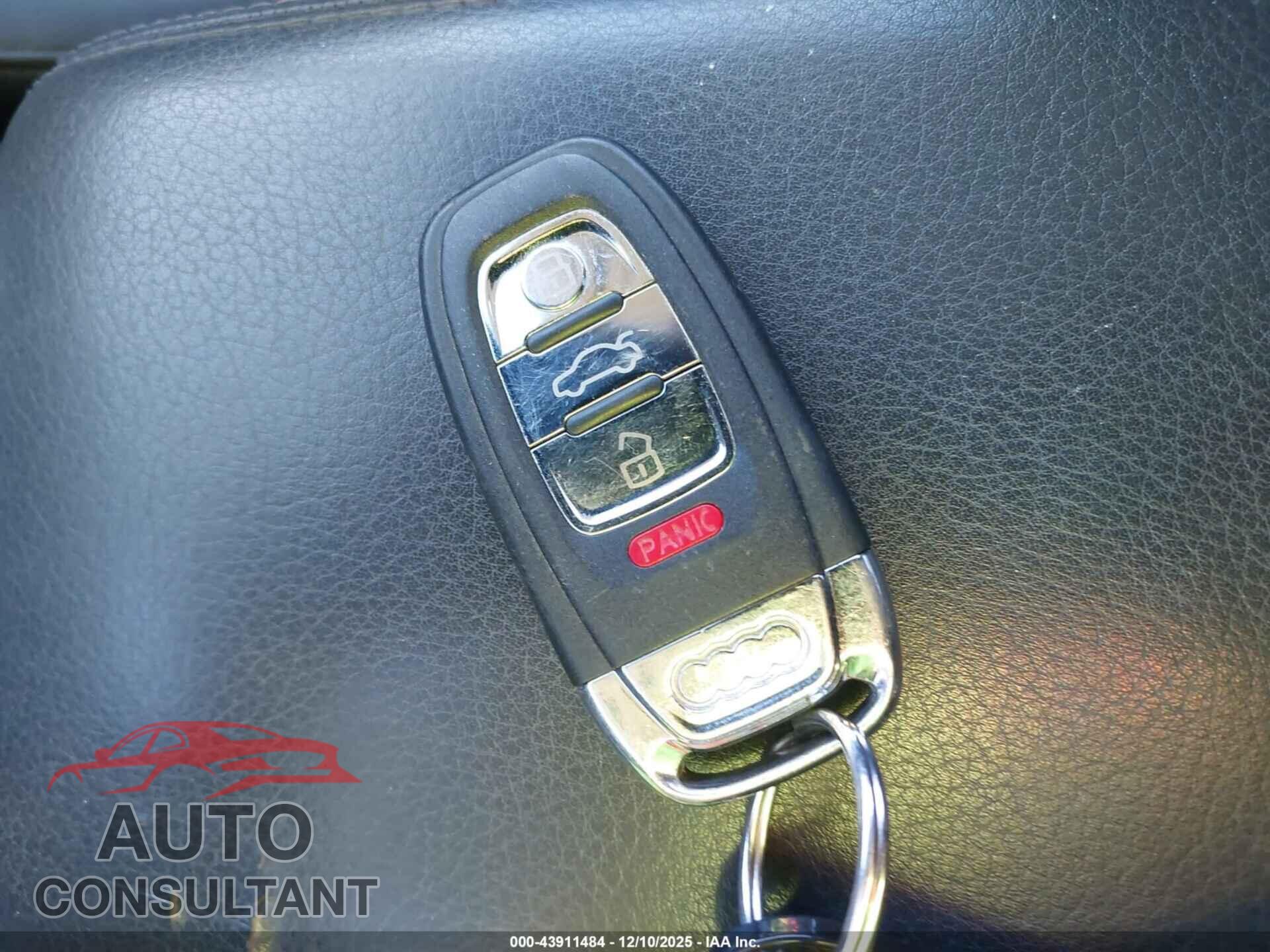 AUDI A5 2012 - WAULFAFR2CA043970