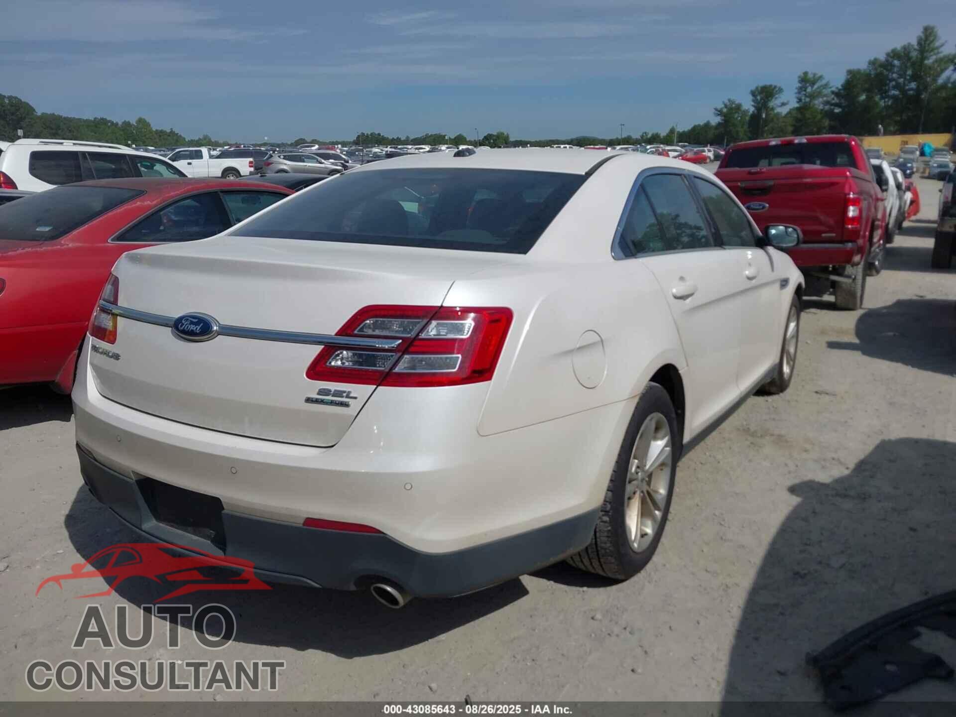 FORD TAURUS 2013 - 1FAHP2E83DG112948