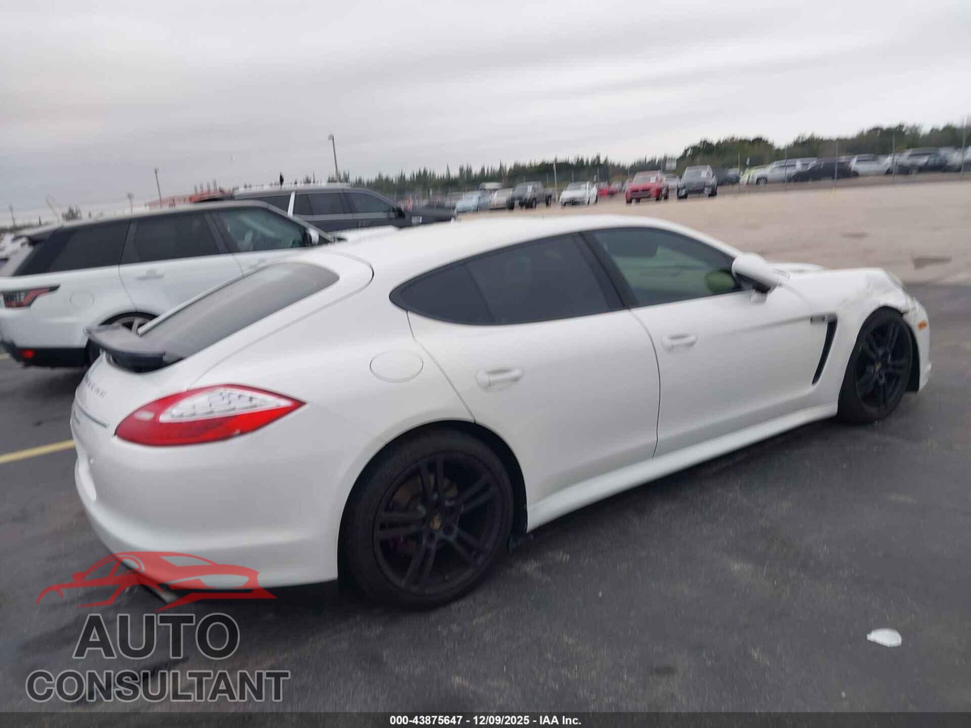 PORSCHE PANAMERA 2011 - WP0AA2A72BL021698