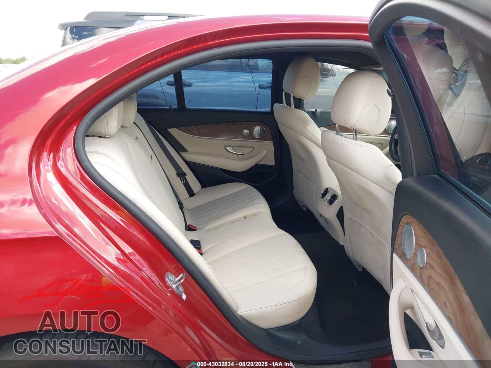 MERCEDES-BENZ E 300 2017 - WDDZF4JB8HA043395