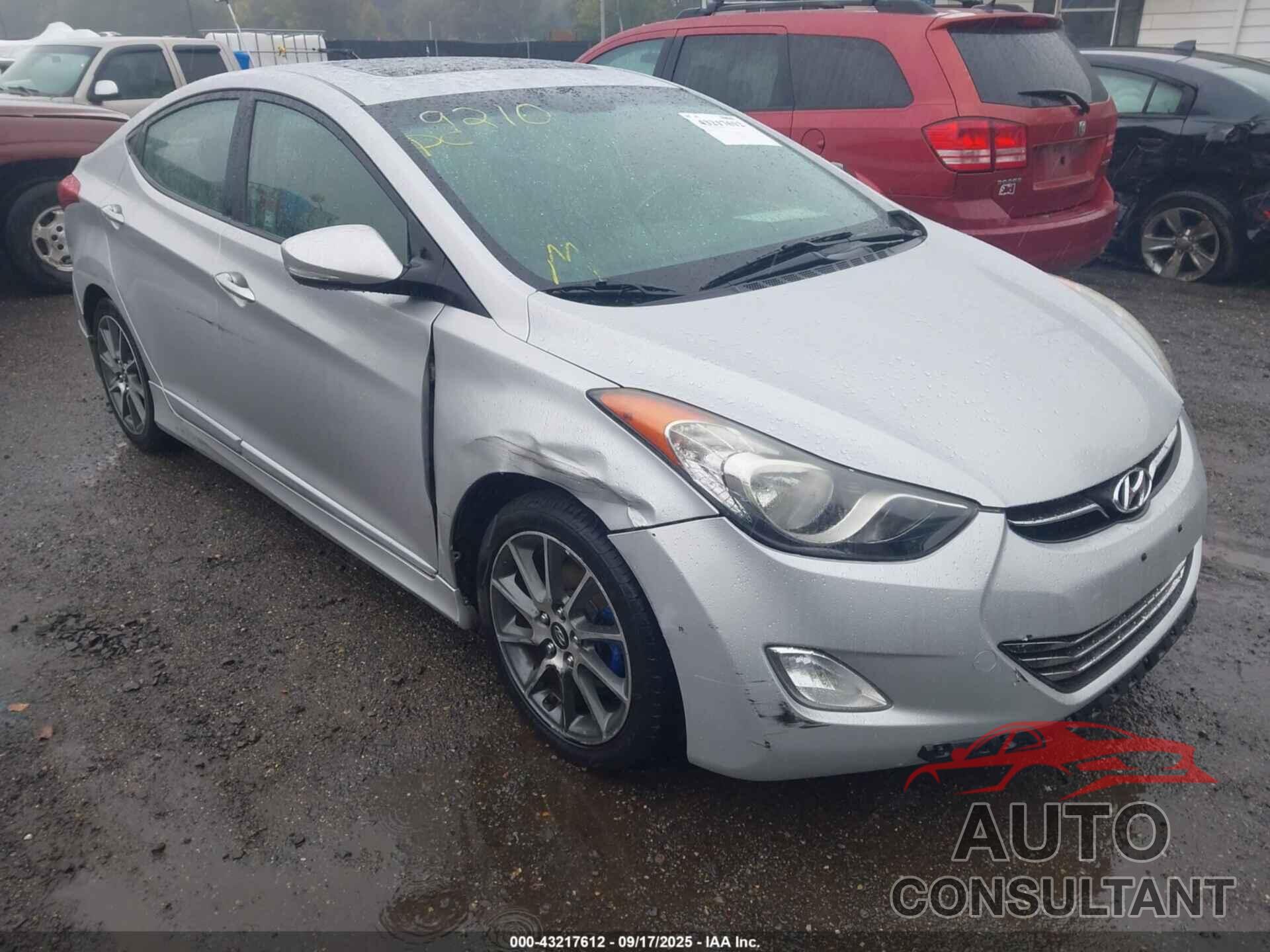 HYUNDAI ELANTRA 2013 - KMHDH4AE1DU559210