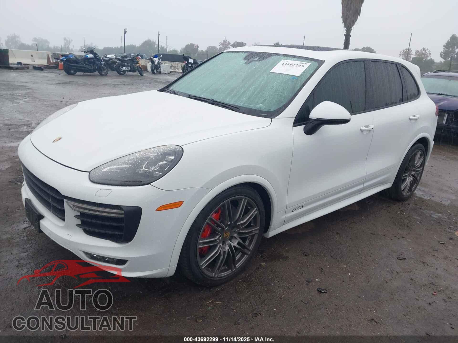 PORSCHE CAYENNE 2016 - WP1AD2A29GLA78708