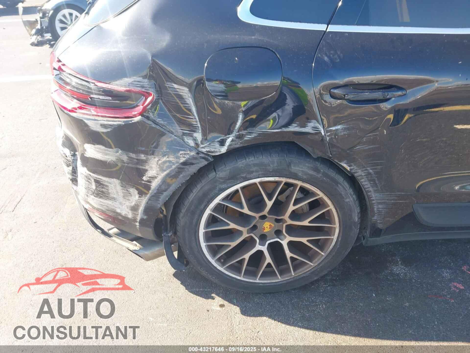 PORSCHE MACAN 2017 - WP1AB2A52HLB14496