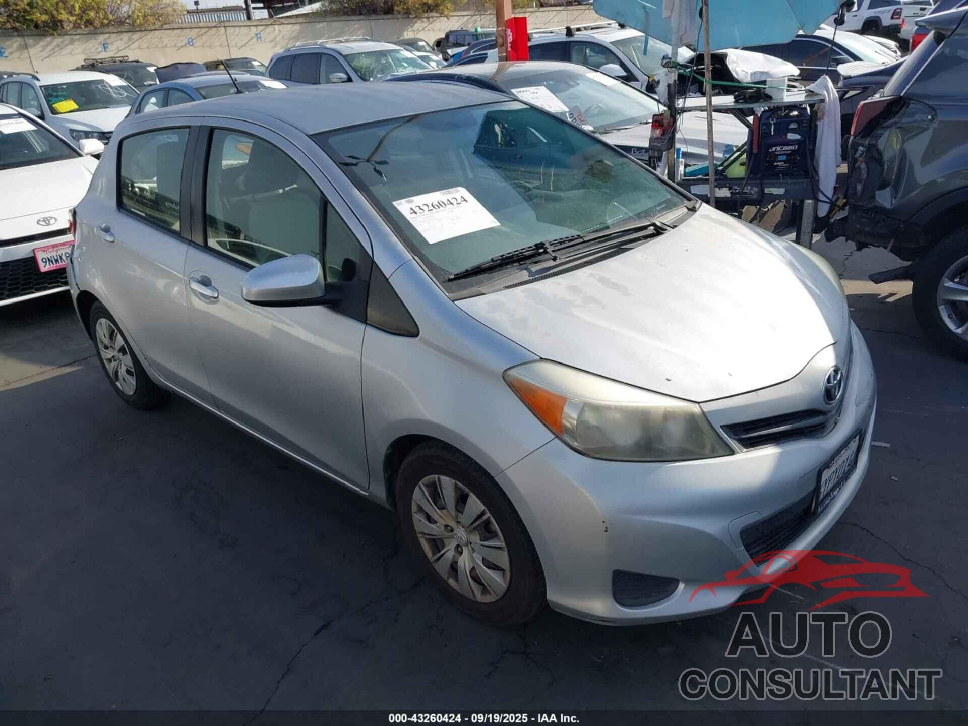 TOYOTA YARIS 2013 - JTDKTUD37DD553156