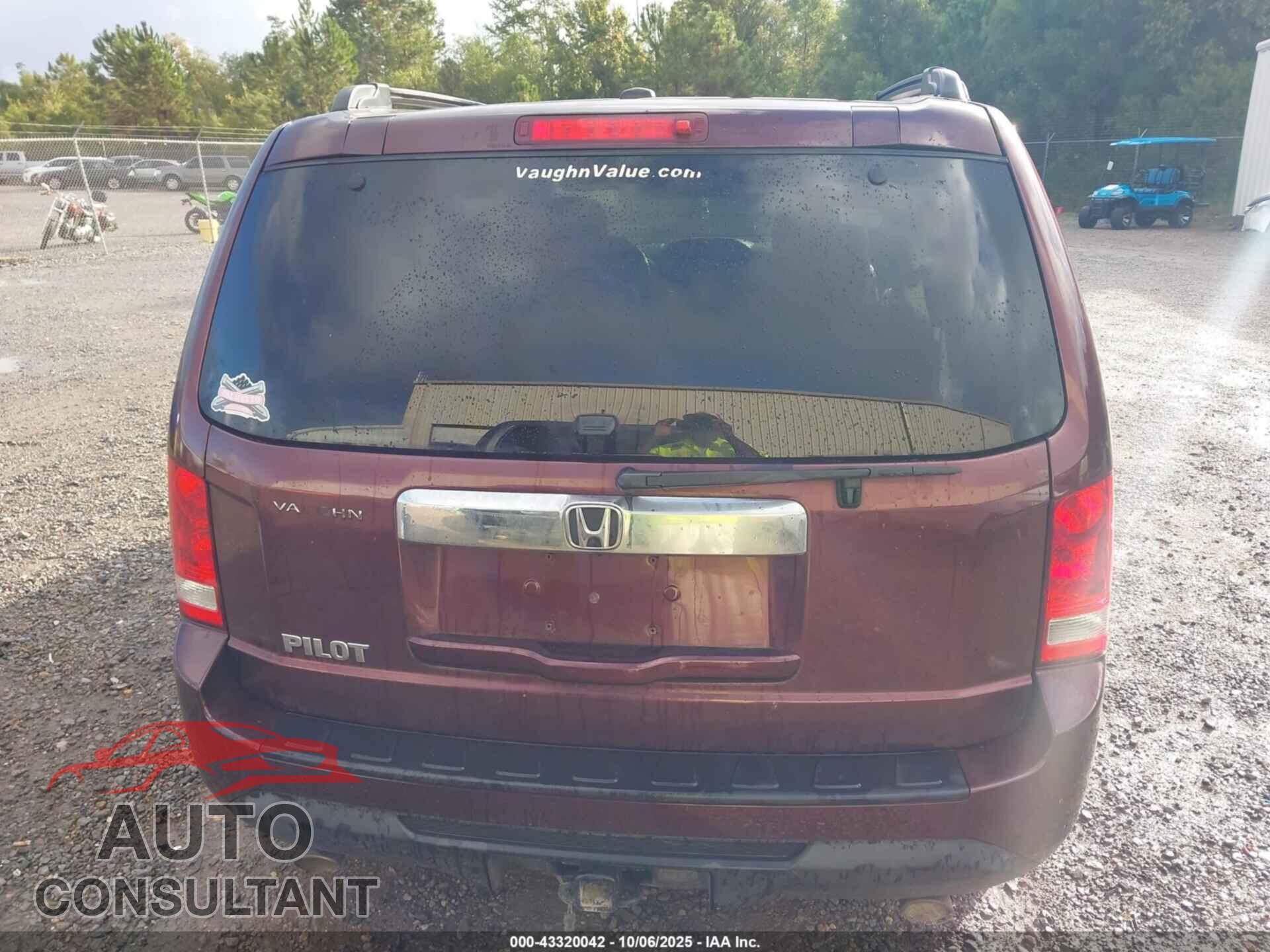 HONDA PILOT 2013 - 5FNYF3H58DB005408