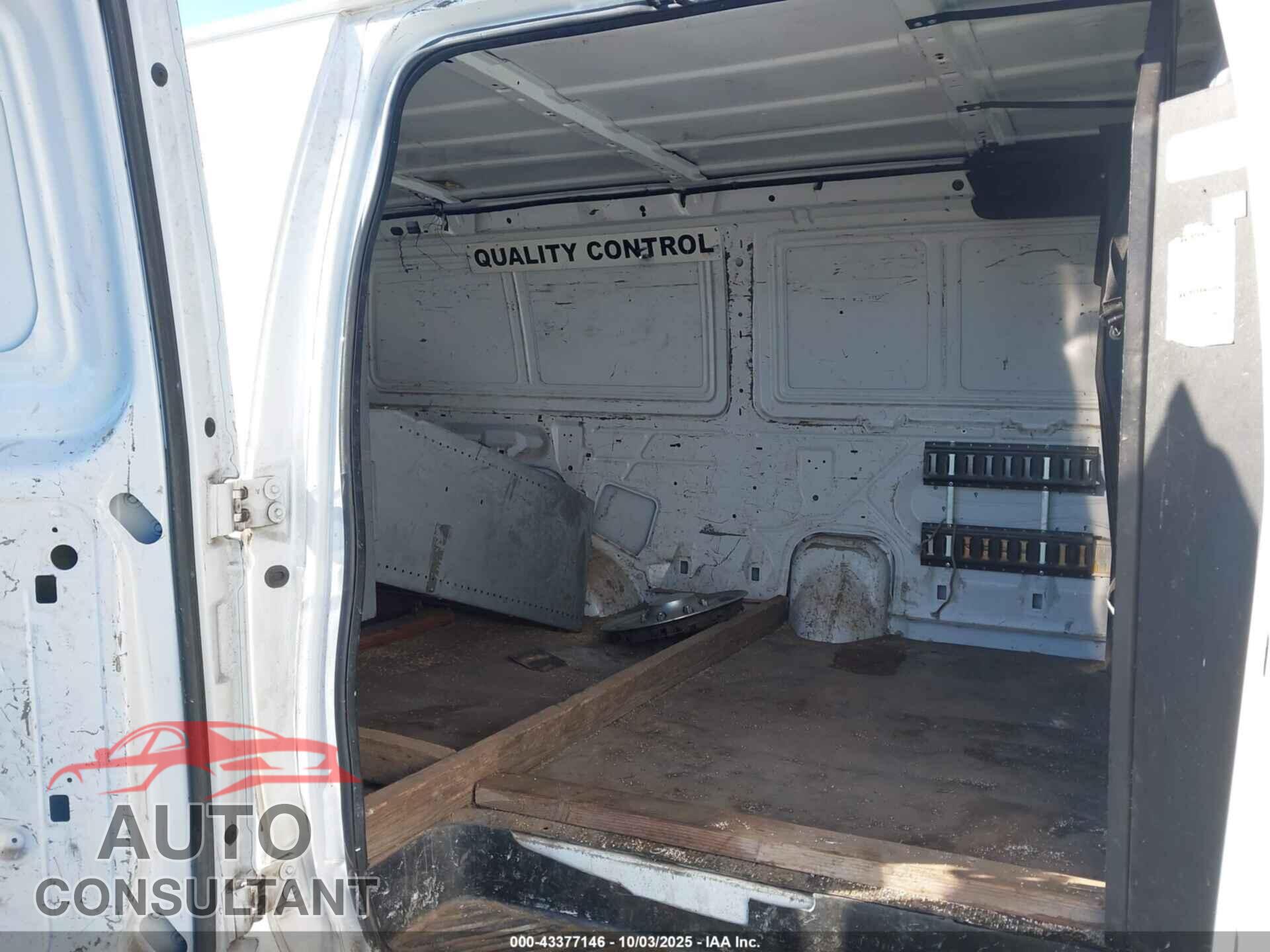 FORD E-150 2010 - 1FTNE1EW4ADA38318