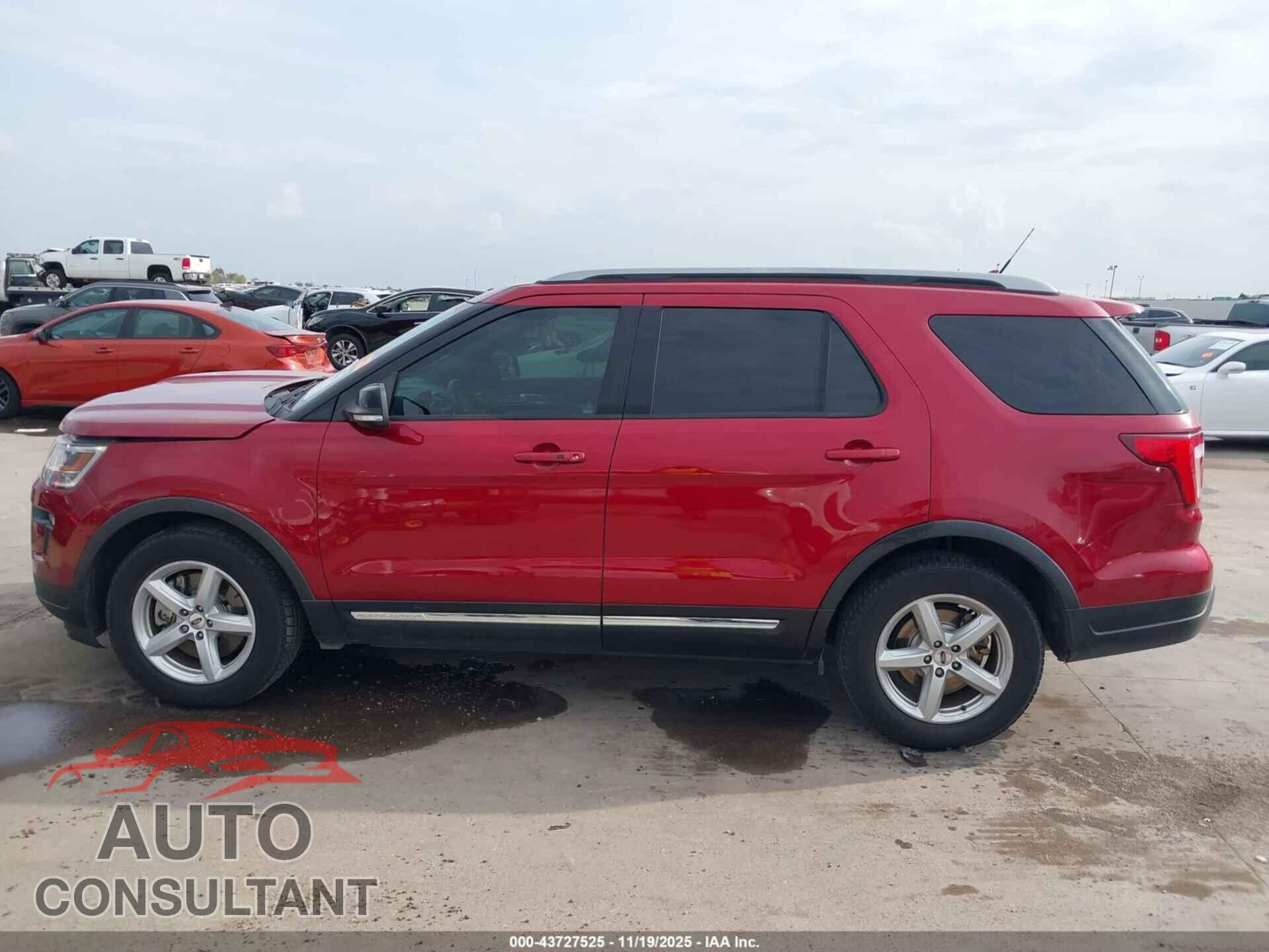 FORD EXPLORER 2018 - 1FM5K7D88JGB55599