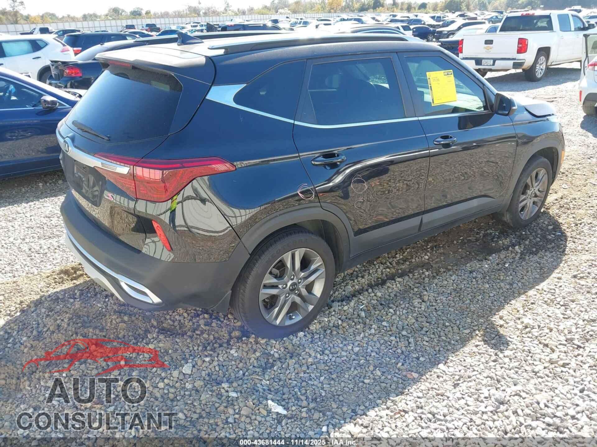 KIA SELTOS 2021 - KNDEU2AA0M7100562