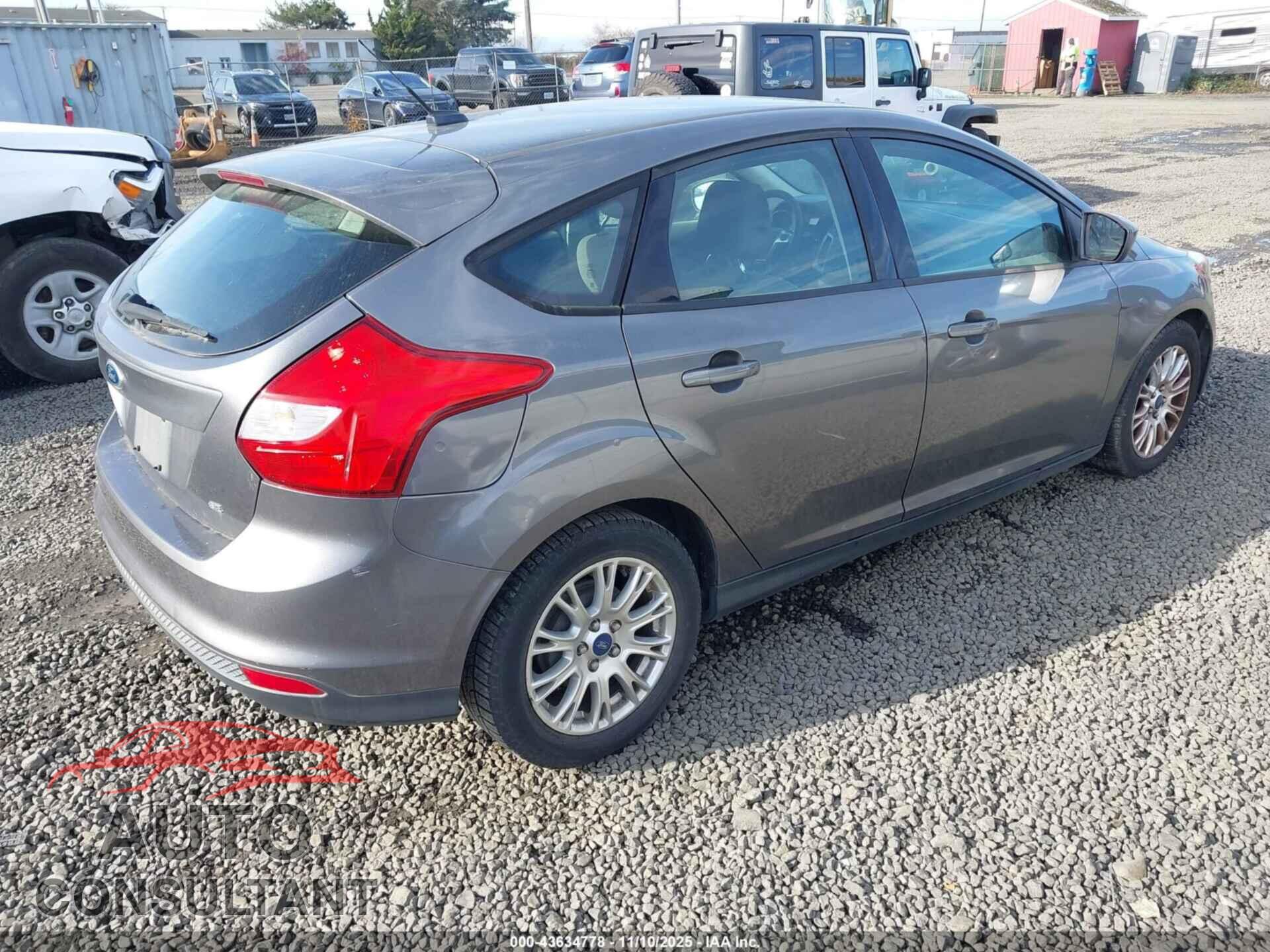 FORD FOCUS 2012 - 1FAHP3K2XCL112229