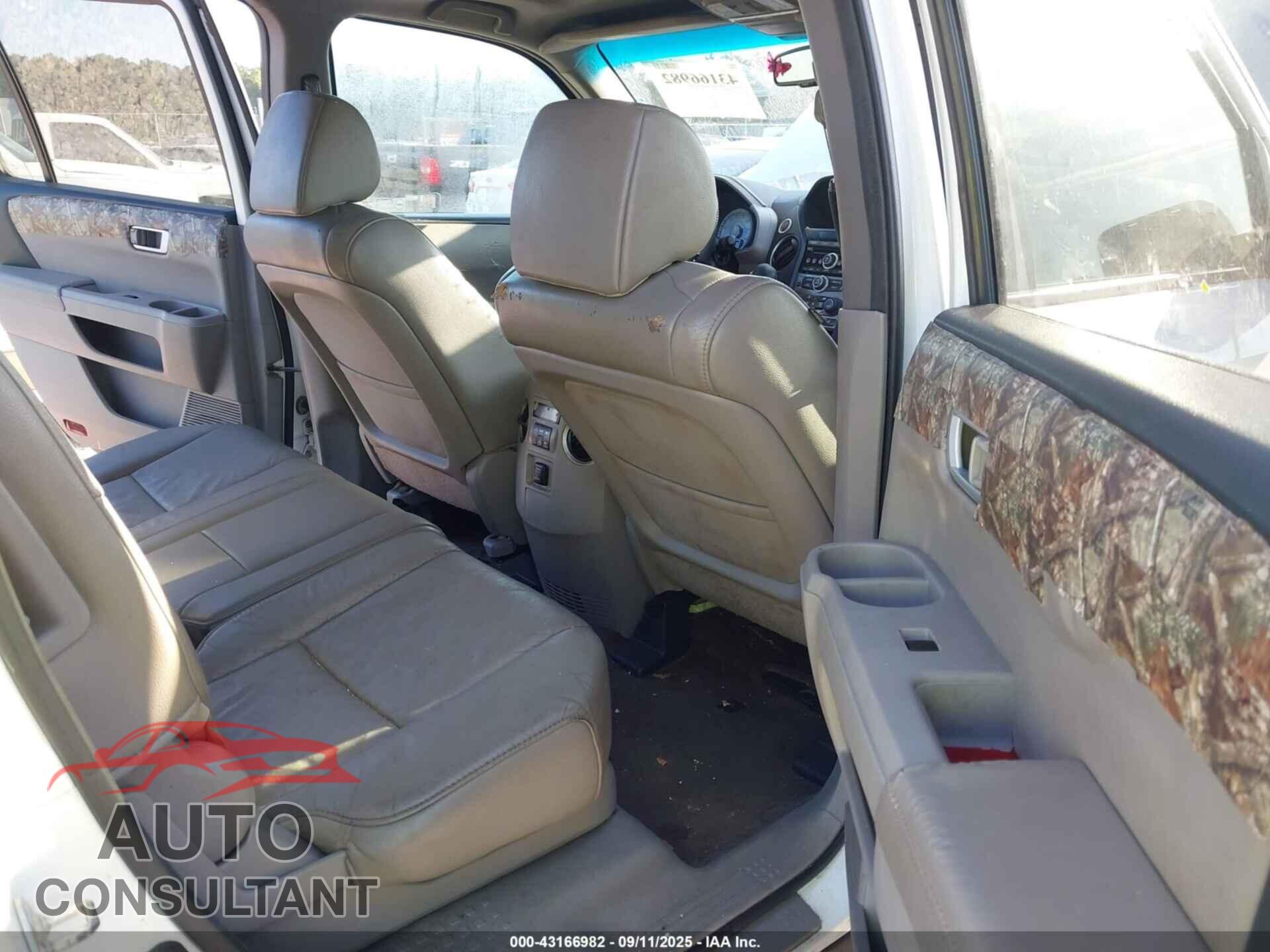HONDA PILOT 2012 - 5FNYF3H52CB041061