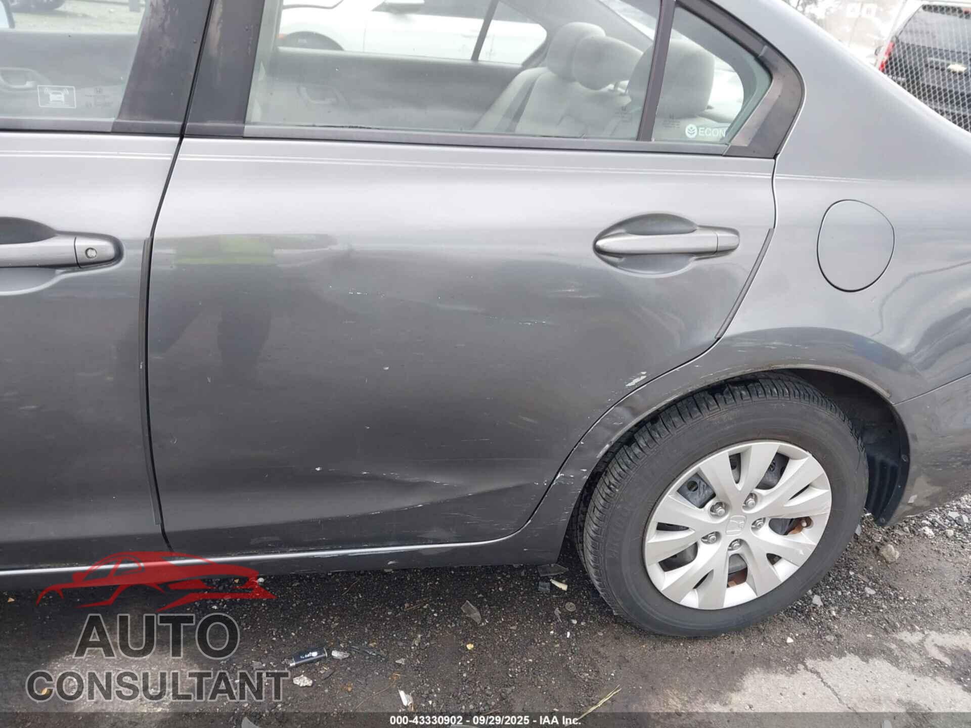 HONDA CIVIC 2012 - 19XFB2F52CE066192