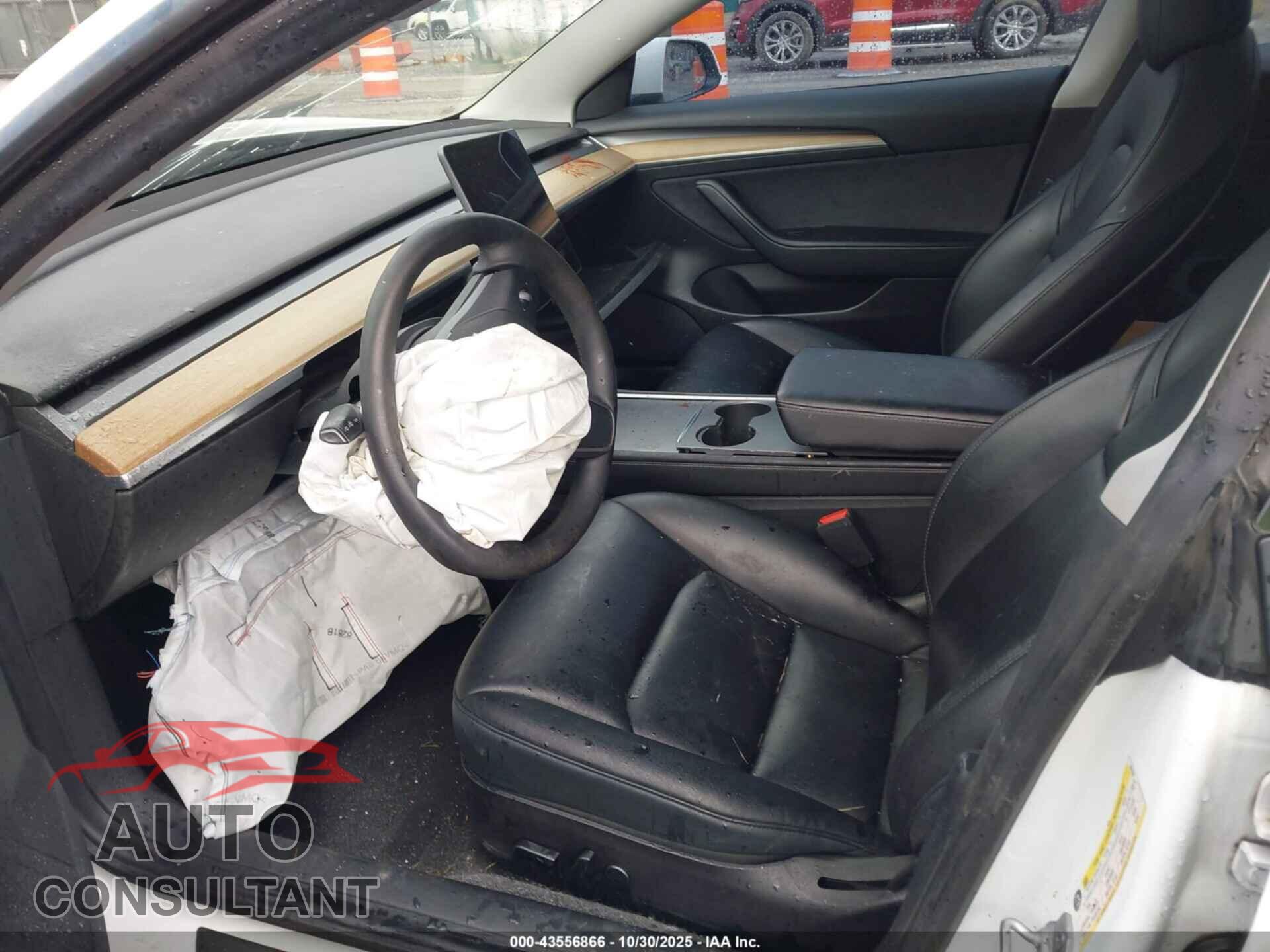 TESLA MODEL 3 2021 - 5YJ3E1EC2MF062658