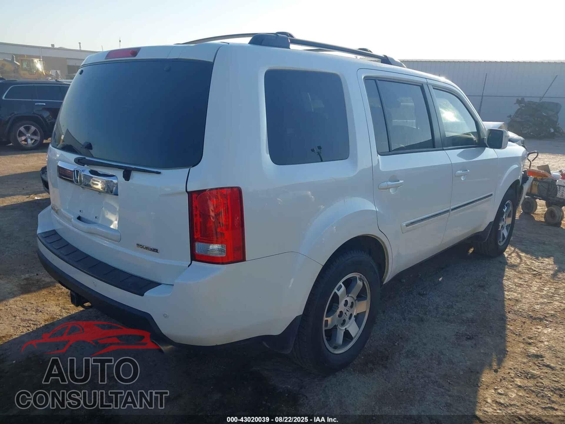 HONDA PILOT 2011 - 5FNYF3H90BB021022