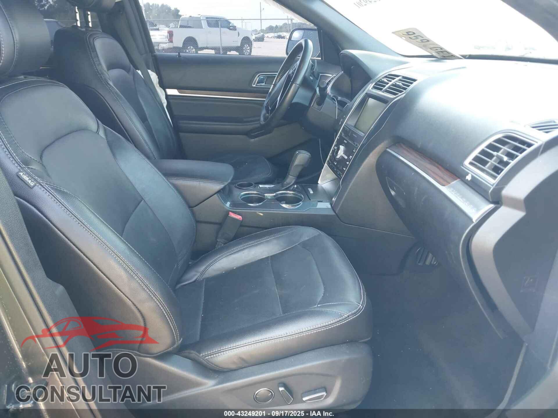 FORD EXPLORER 2016 - 1FM5K7F8XGGA57261