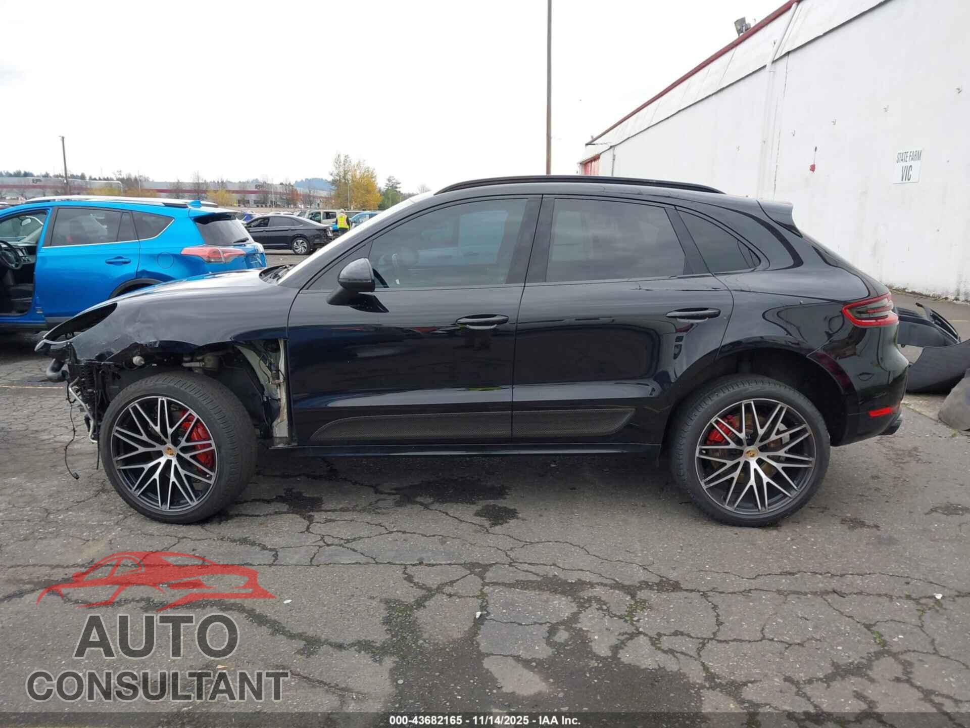 PORSCHE MACAN 2016 - WP1AF2A53GLB94135