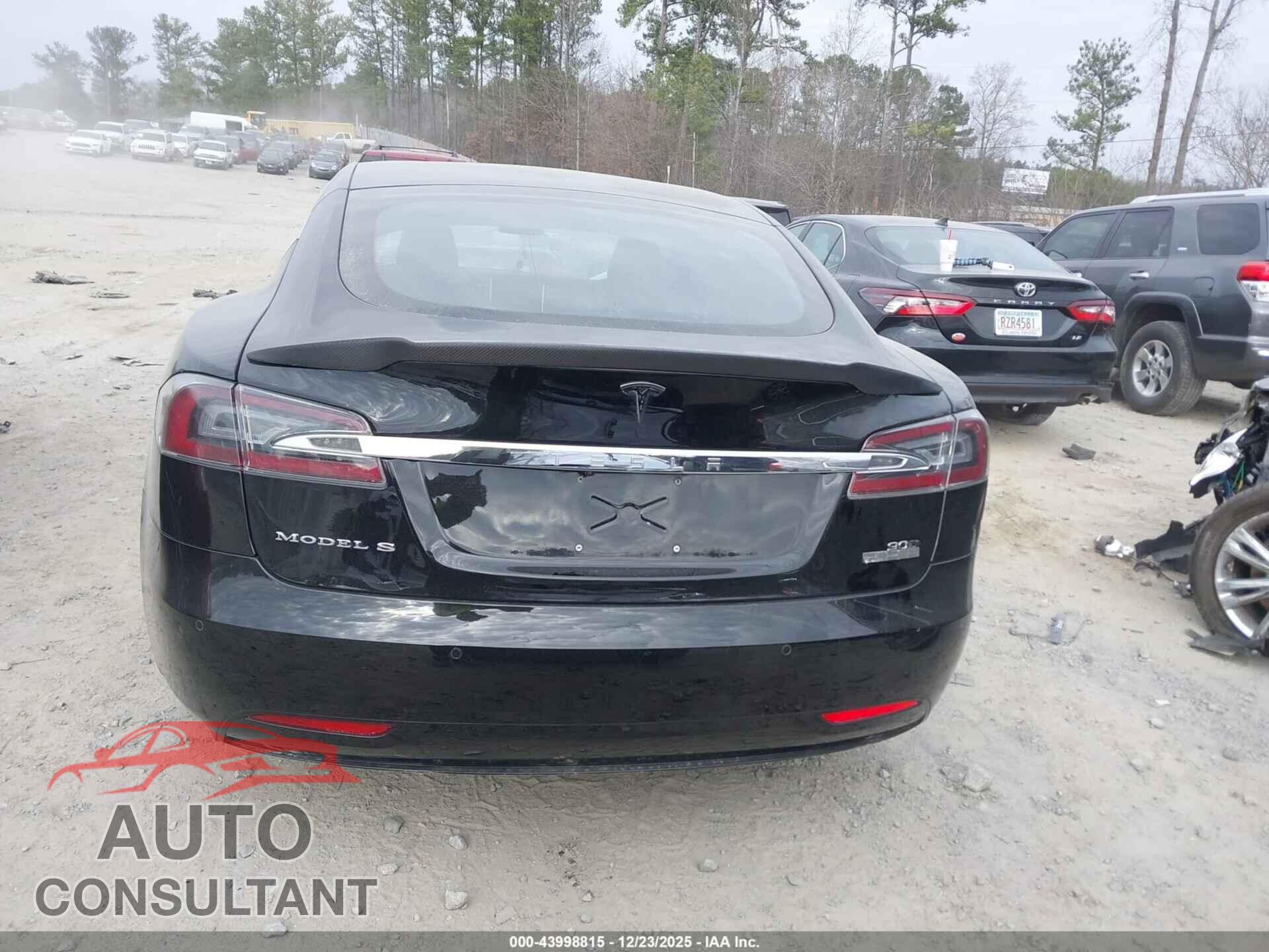 TESLA MODEL S 2017 - 5YJSA1E2XHF176458